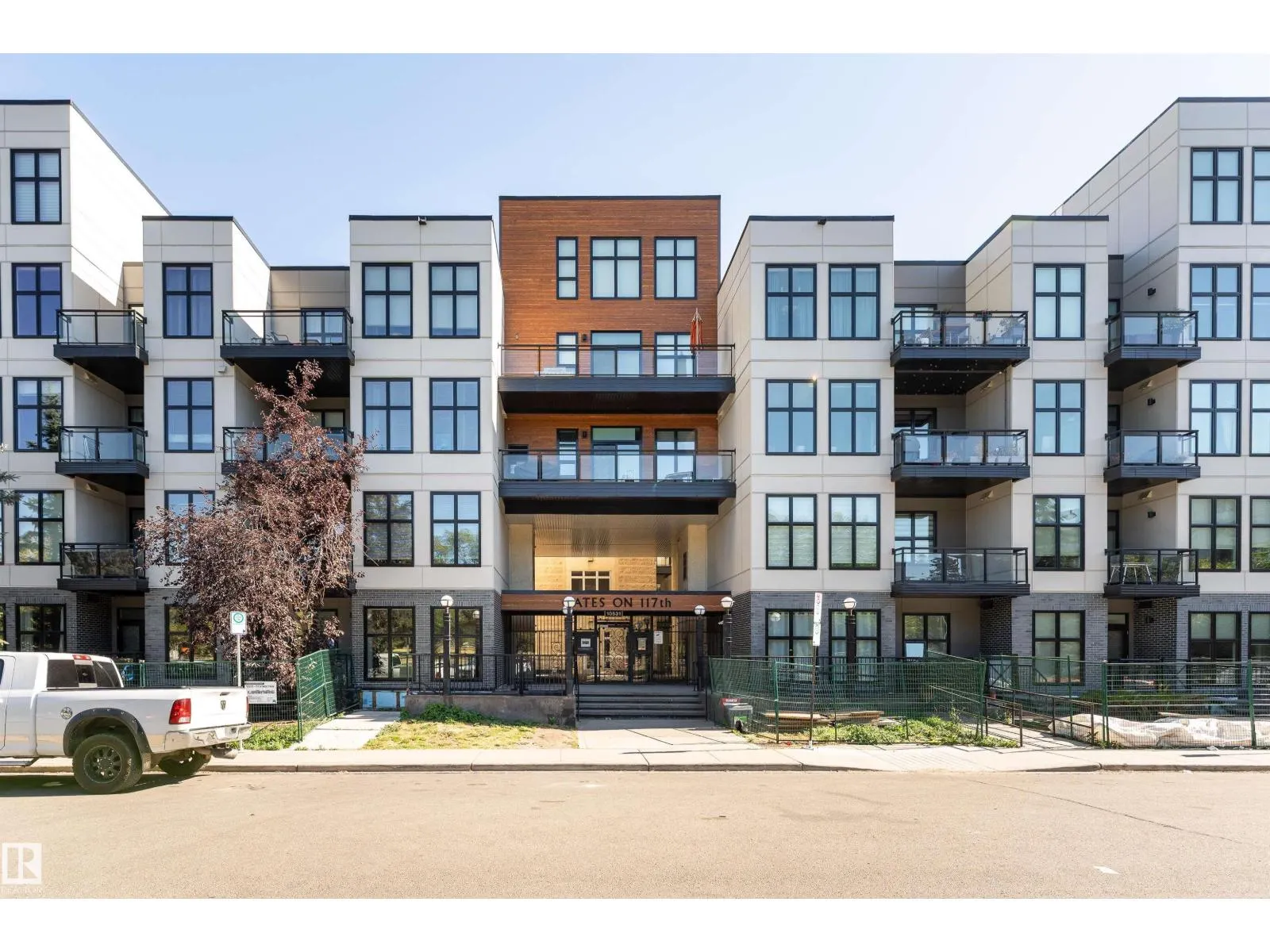 #128 10531 117 ST NW