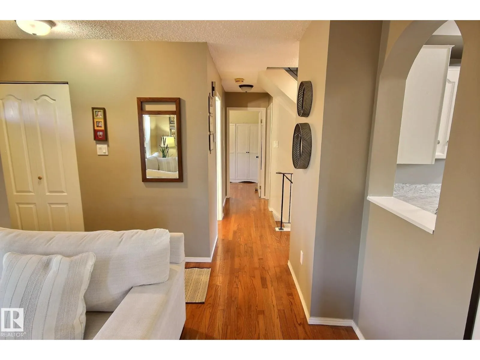 121 WILLIAM HUSTLER CR NW