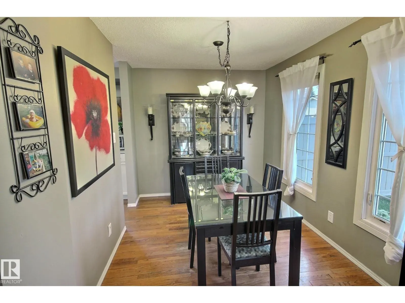 121 WILLIAM HUSTLER CR NW