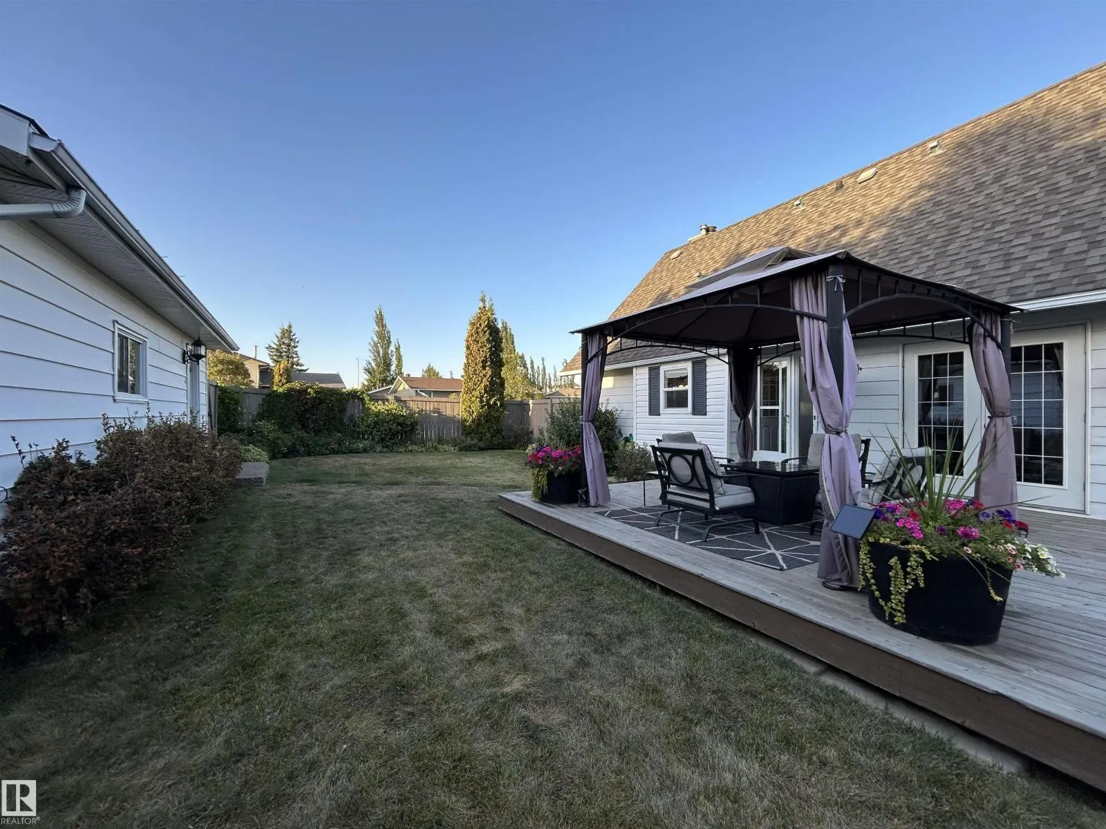 121 WILLIAM HUSTLER CR NW