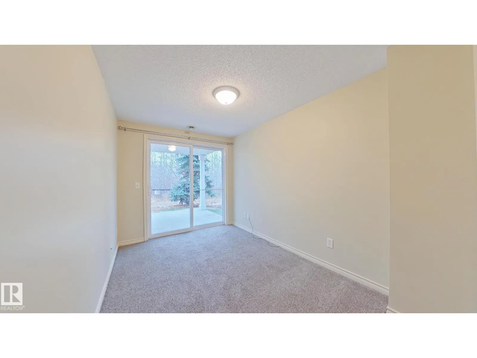 #78 3010 33 AV NW