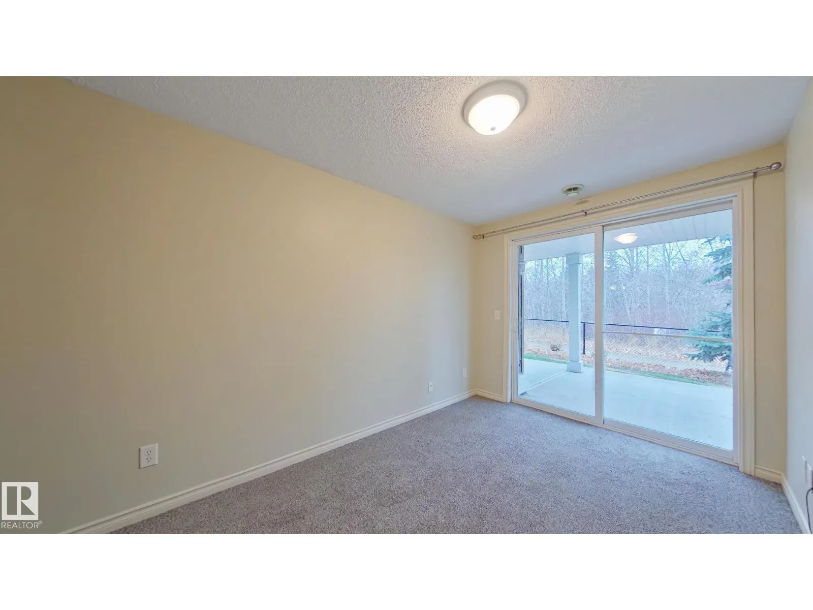#78 3010 33 AV NW