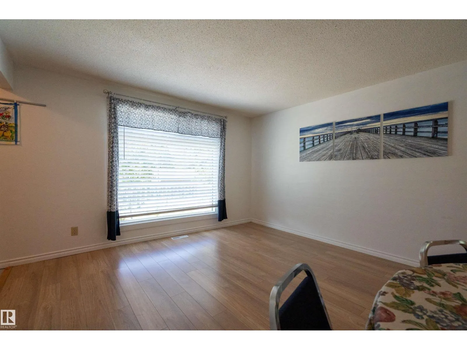 514 & 515 LAKESIDE DR