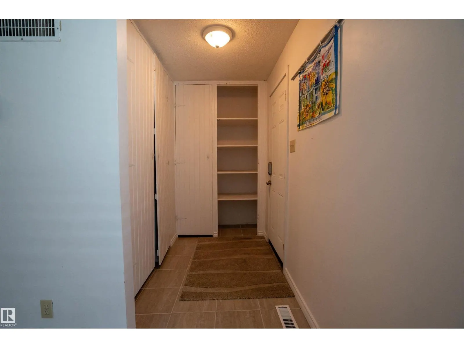 514 & 515 LAKESIDE DR