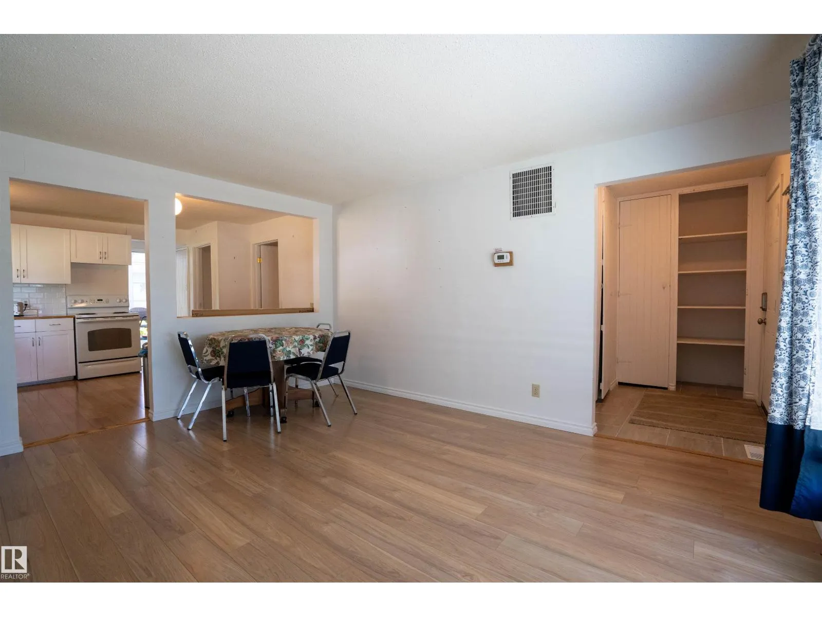 514 & 515 LAKESIDE DR