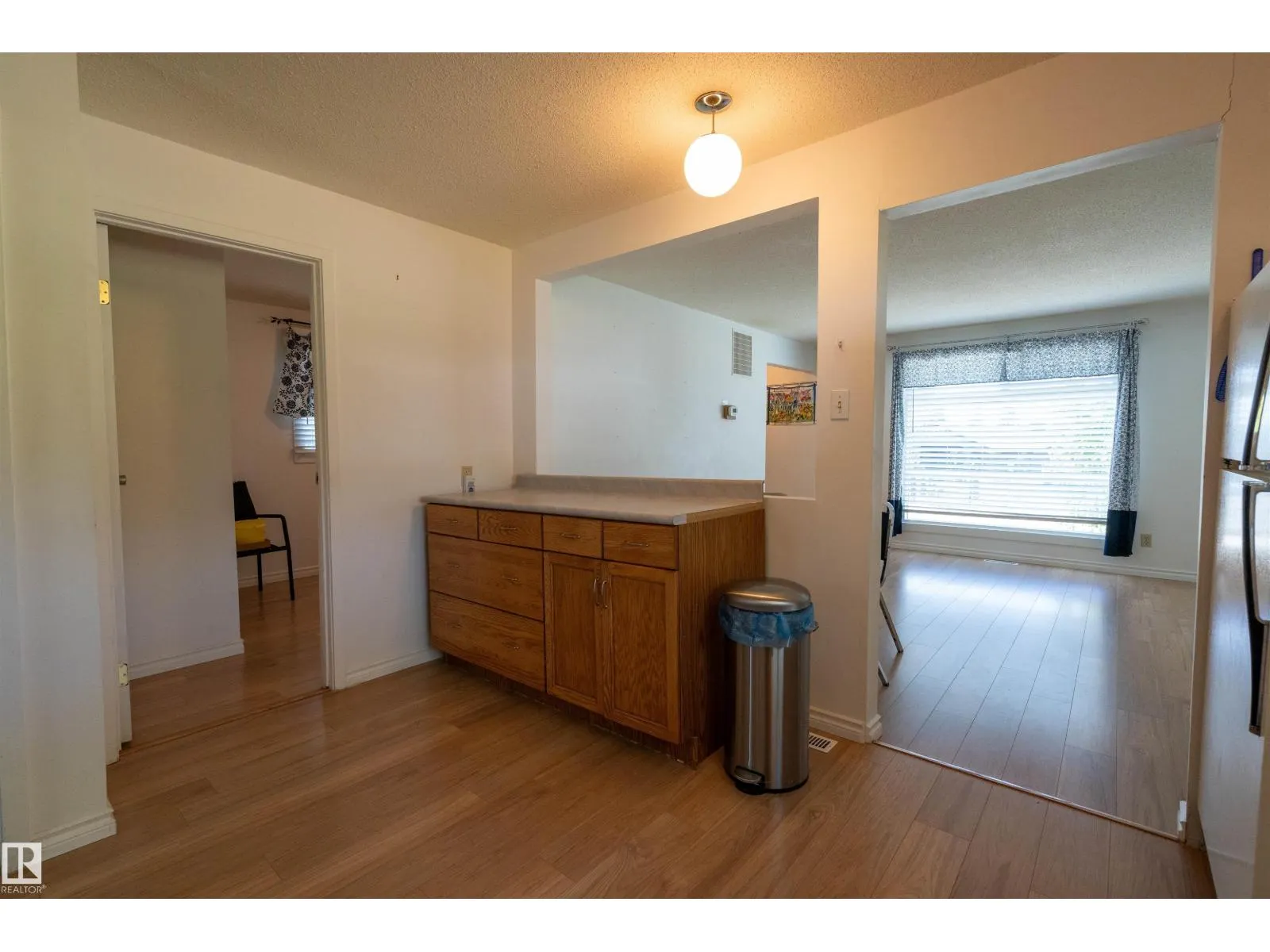 514 & 515 LAKESIDE DR