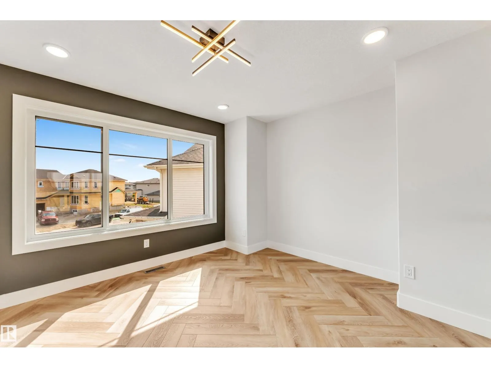 29 DARBY CR