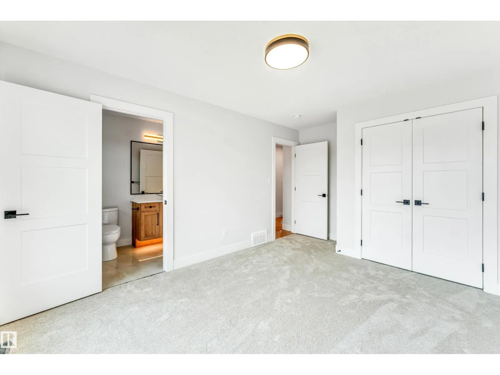 29 DARBY CR