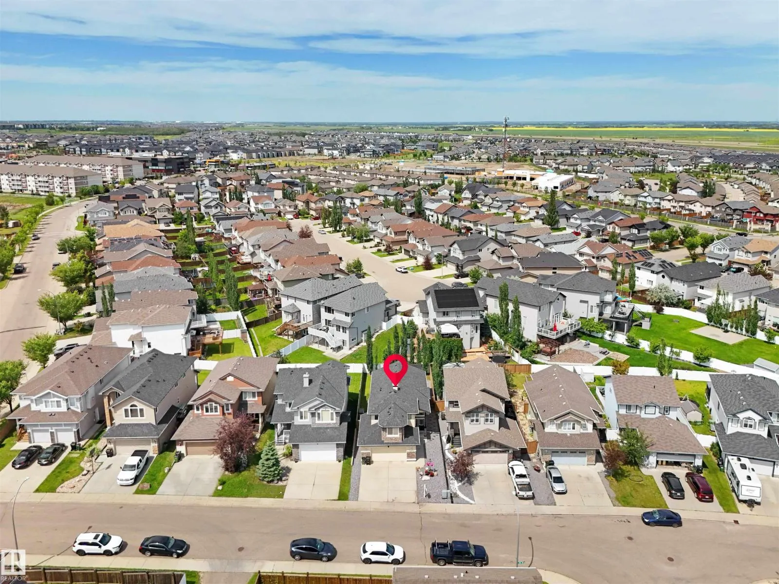 3812 163 AV NW