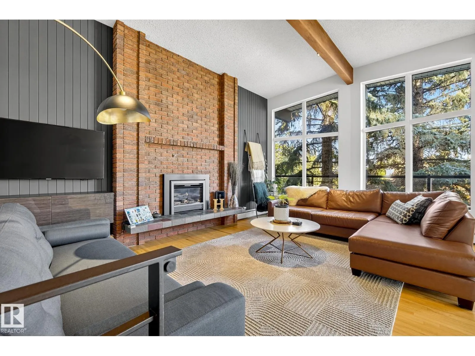 29 MANCHESTER DR