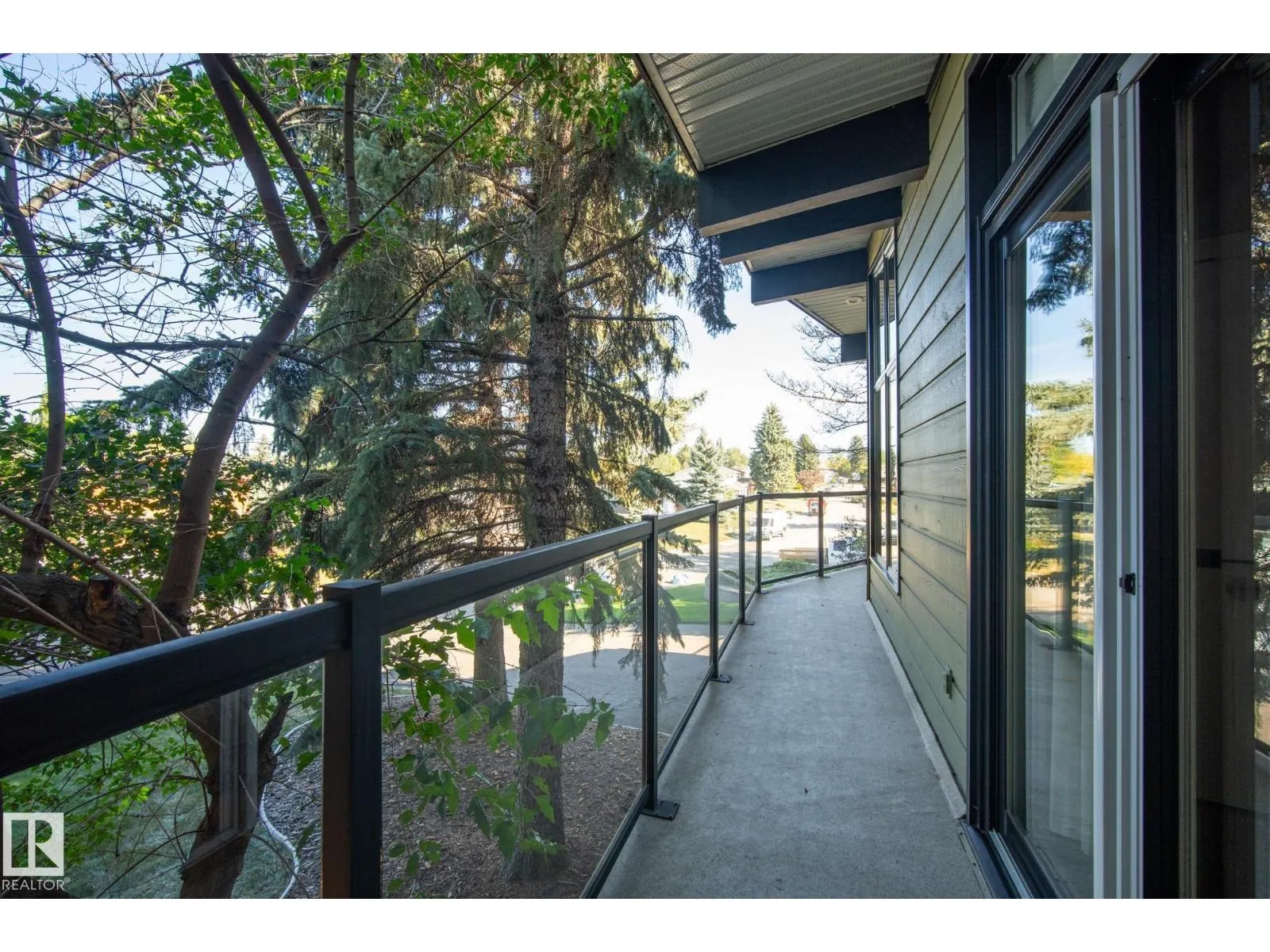 29 MANCHESTER DR