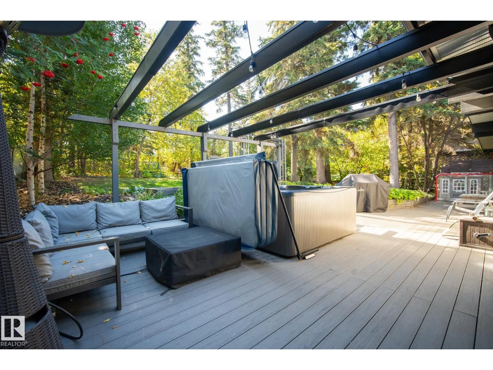 29 MANCHESTER DR