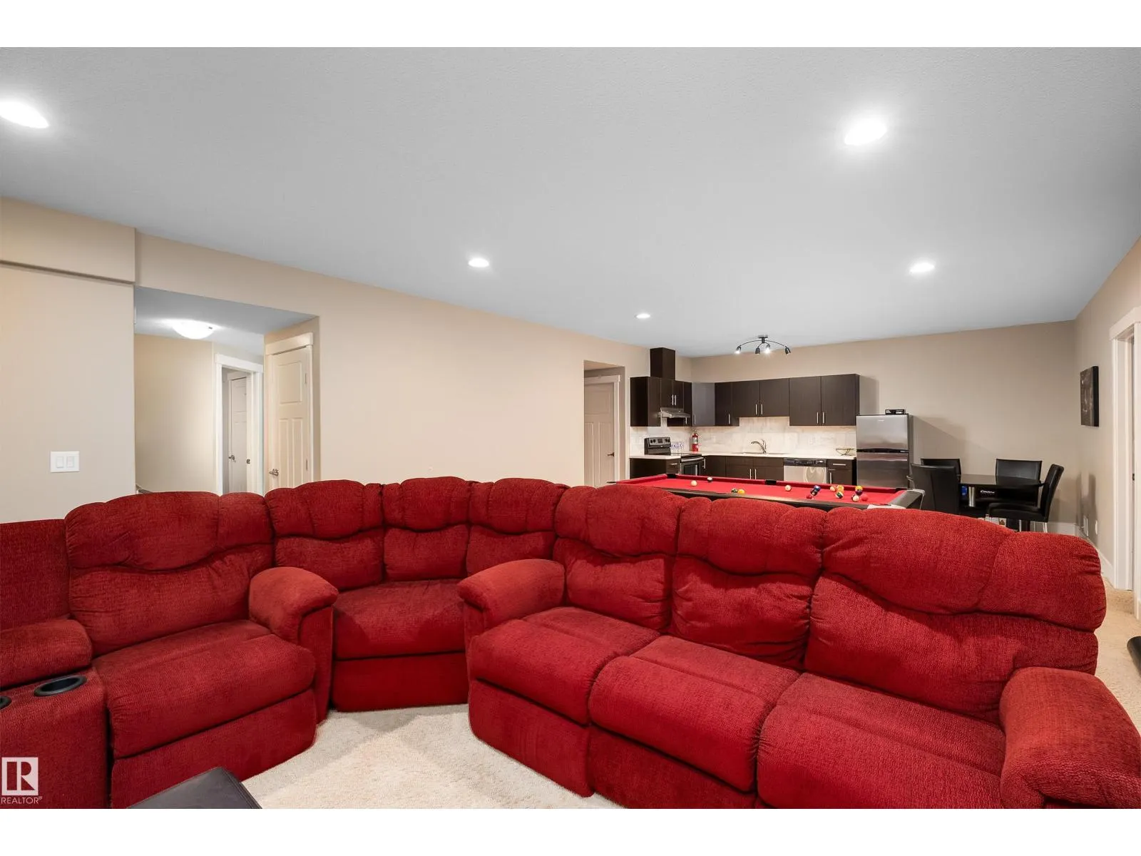 3604 16 ST NW
