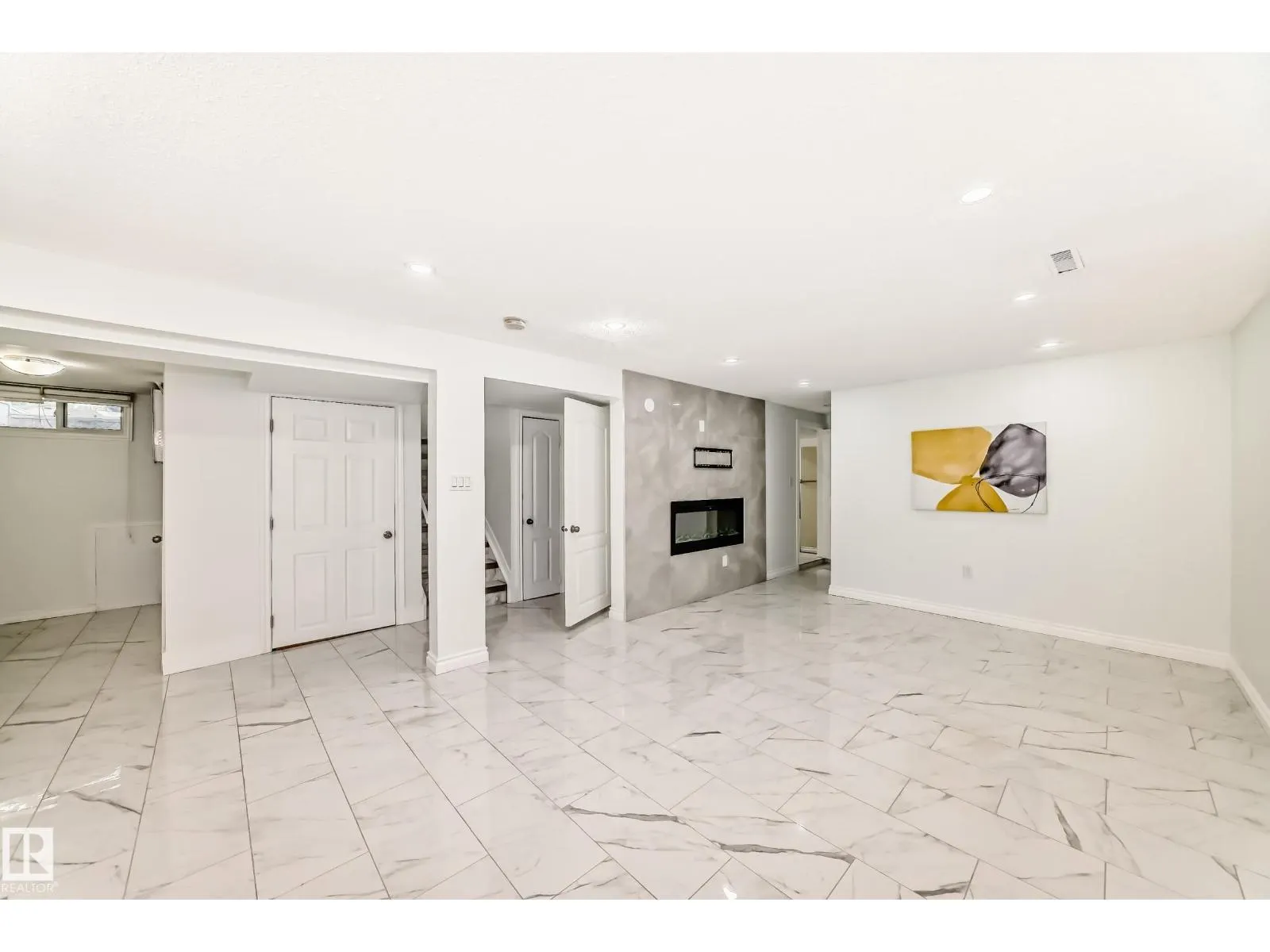 13516 112 ST NW