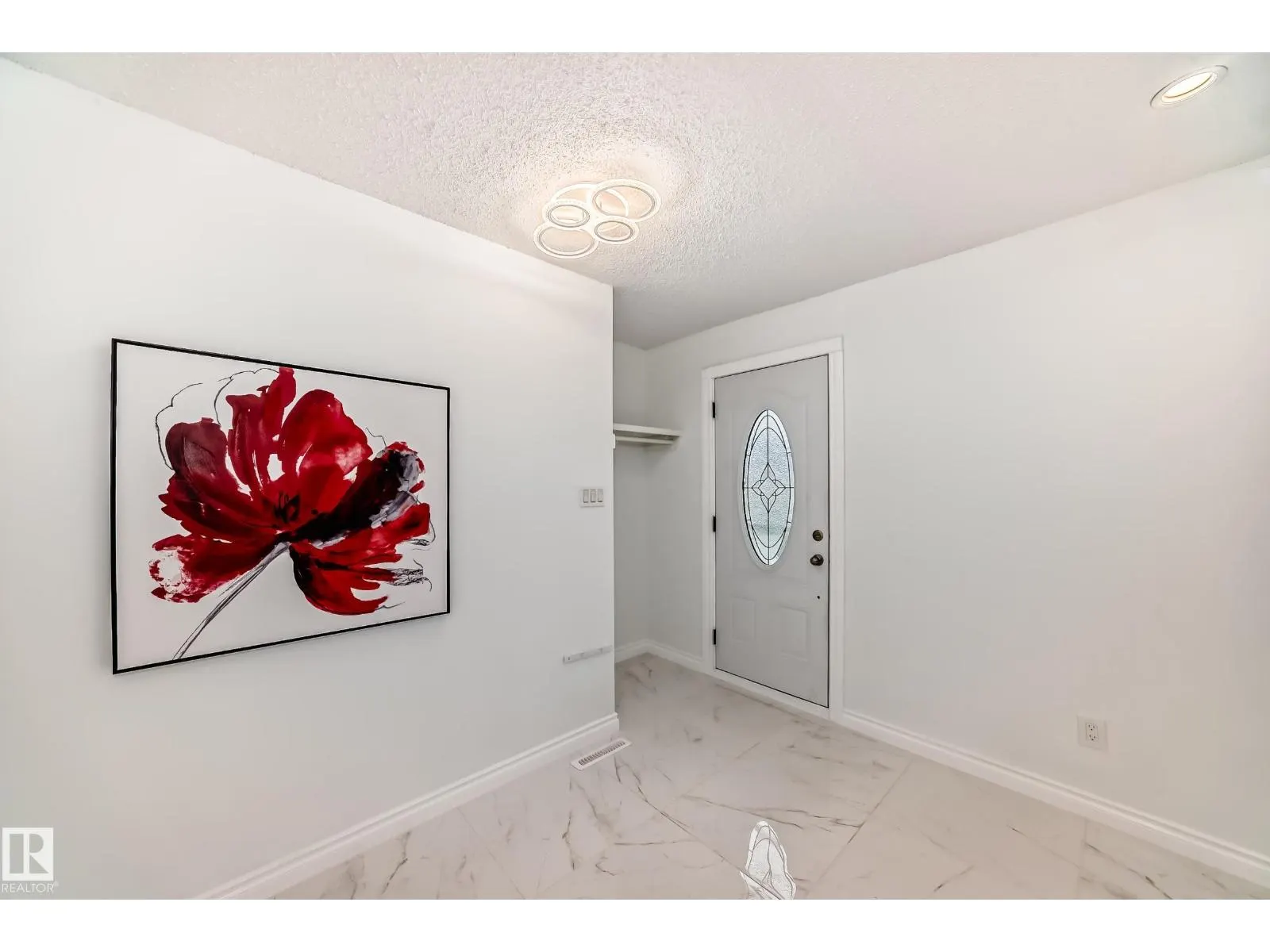 13516 112 ST NW