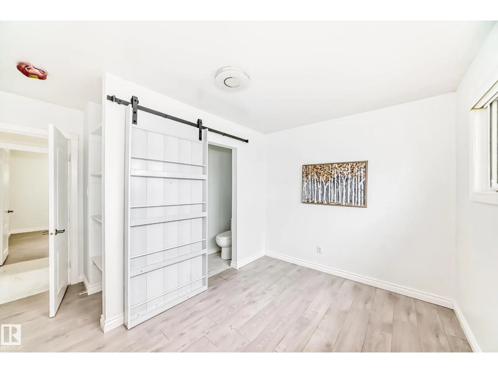 13516 112 ST NW