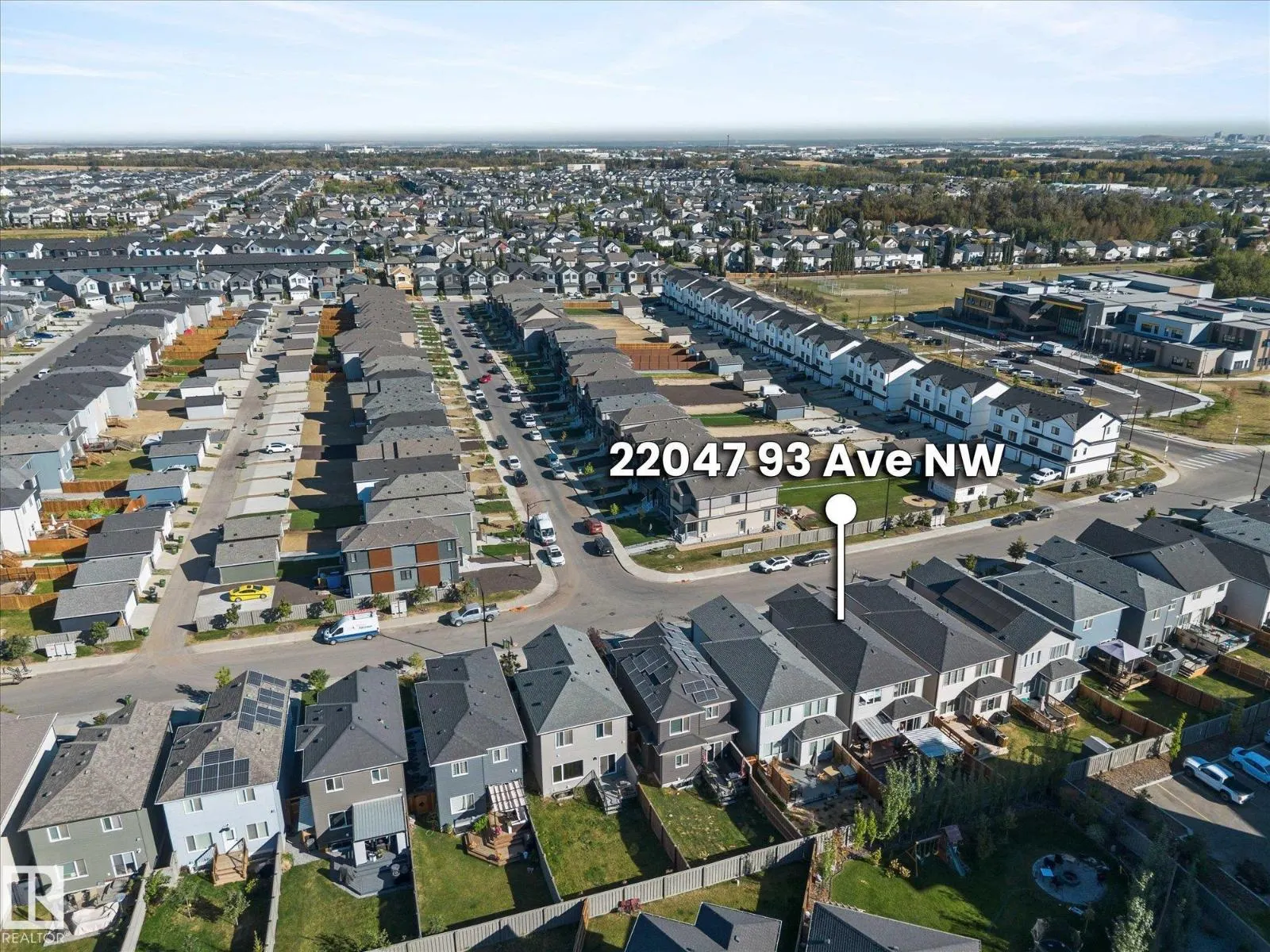 22047 93 AV NW