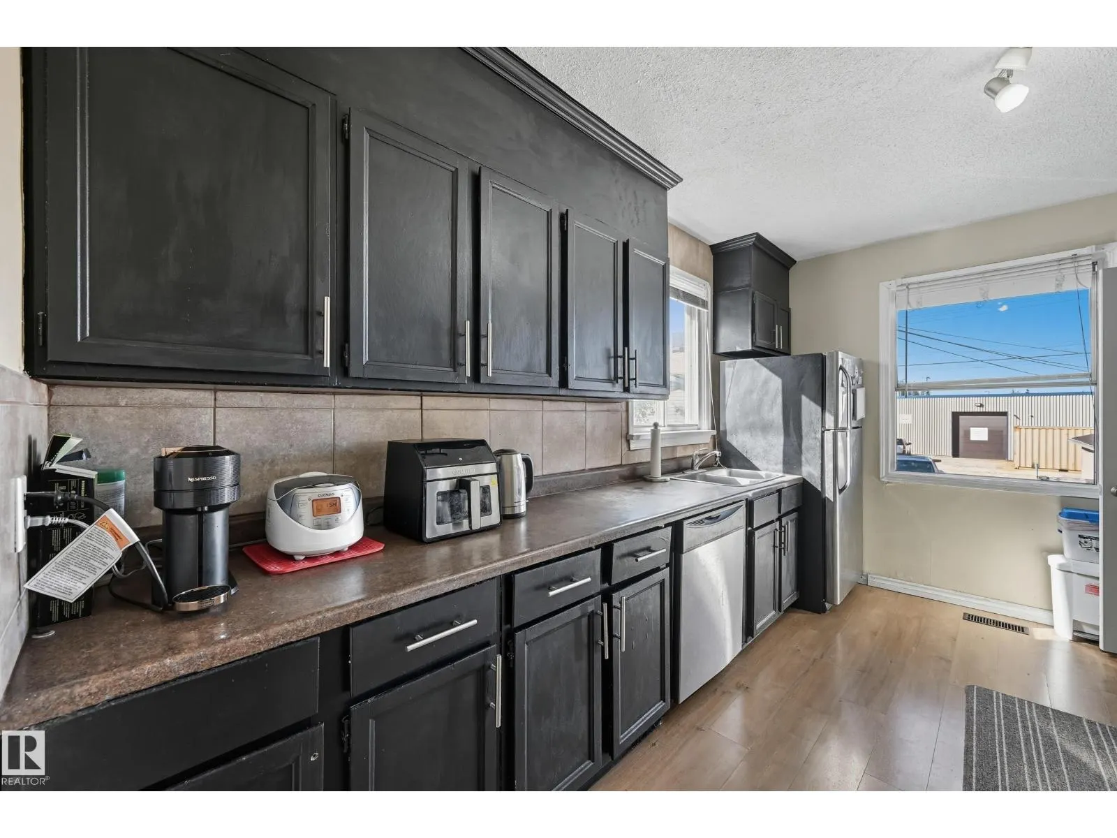 11908 71 ST NW