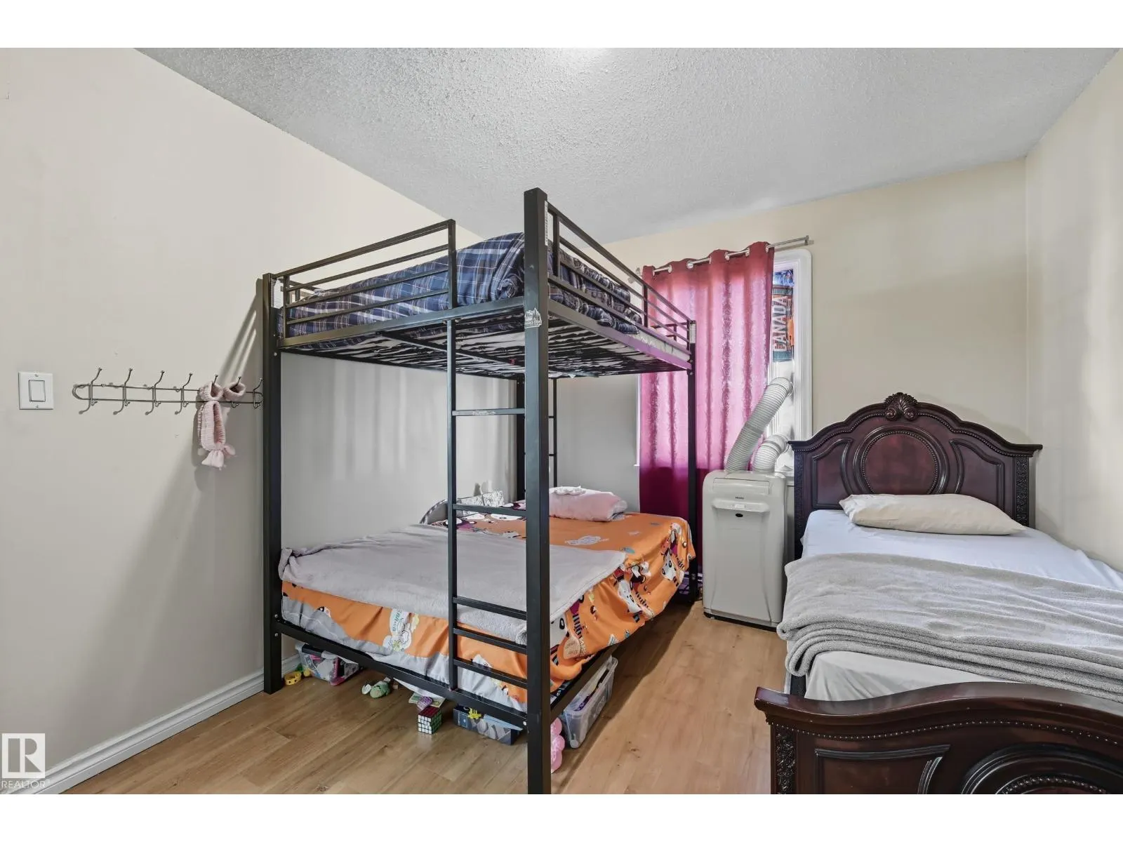 11908 71 ST NW