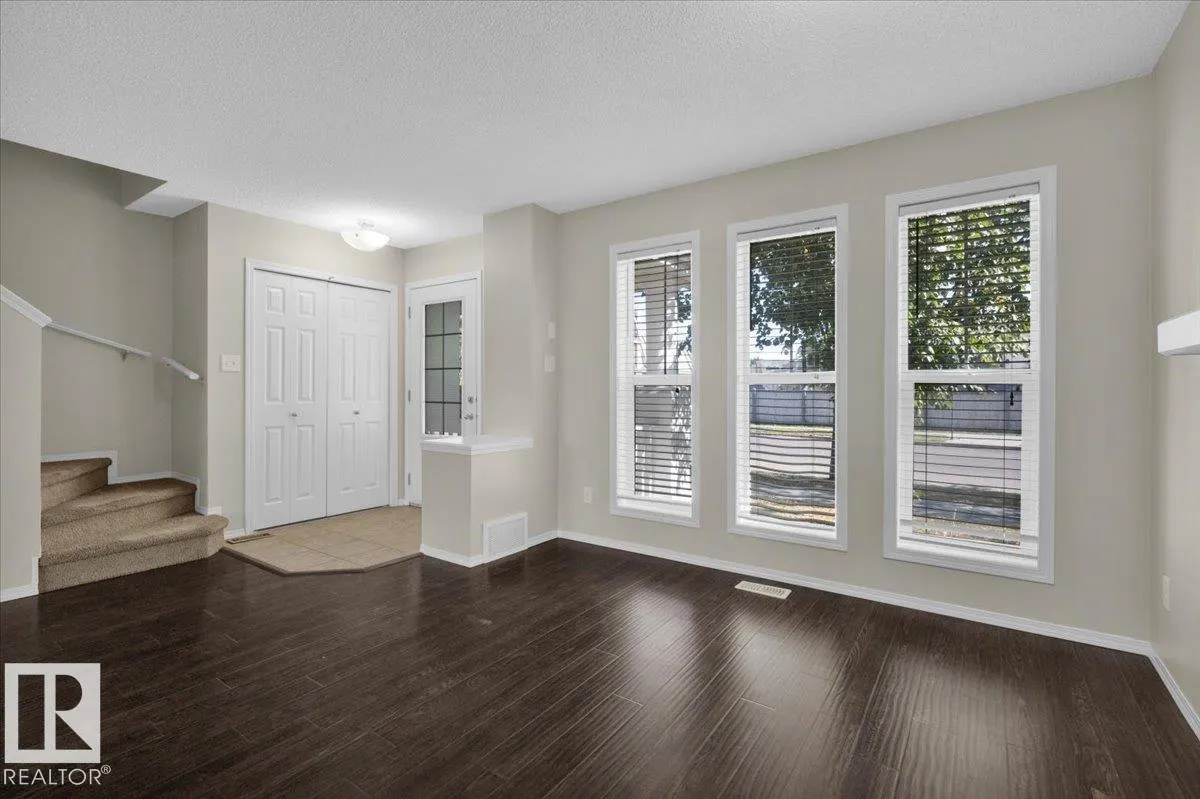 9128 SHAW WY SW