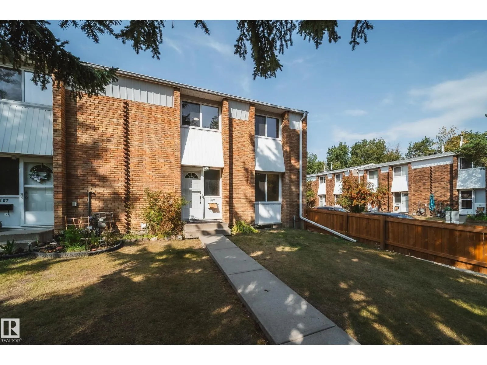 289 RIDGEWOOD