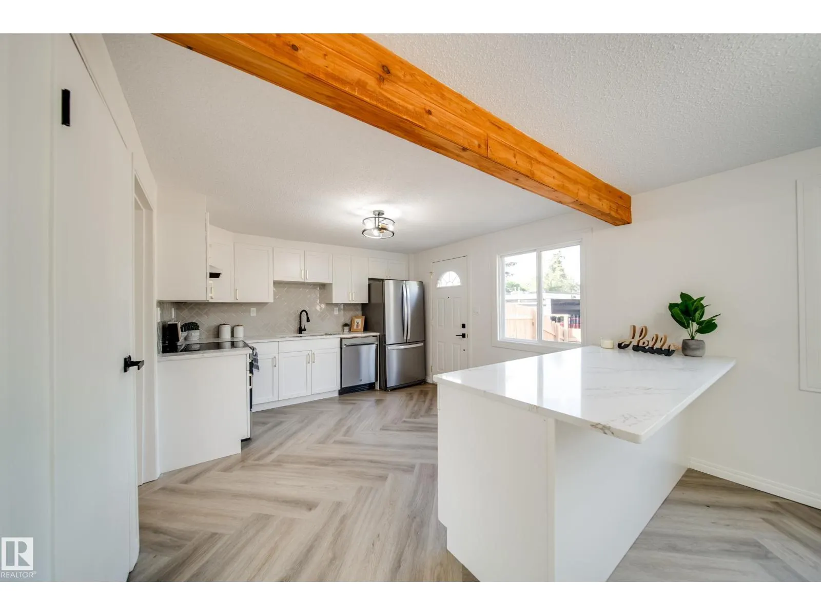 289 RIDGEWOOD