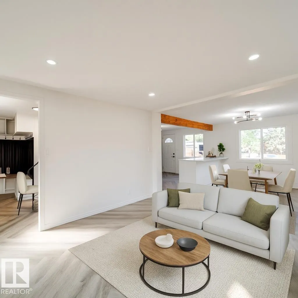 289 RIDGEWOOD