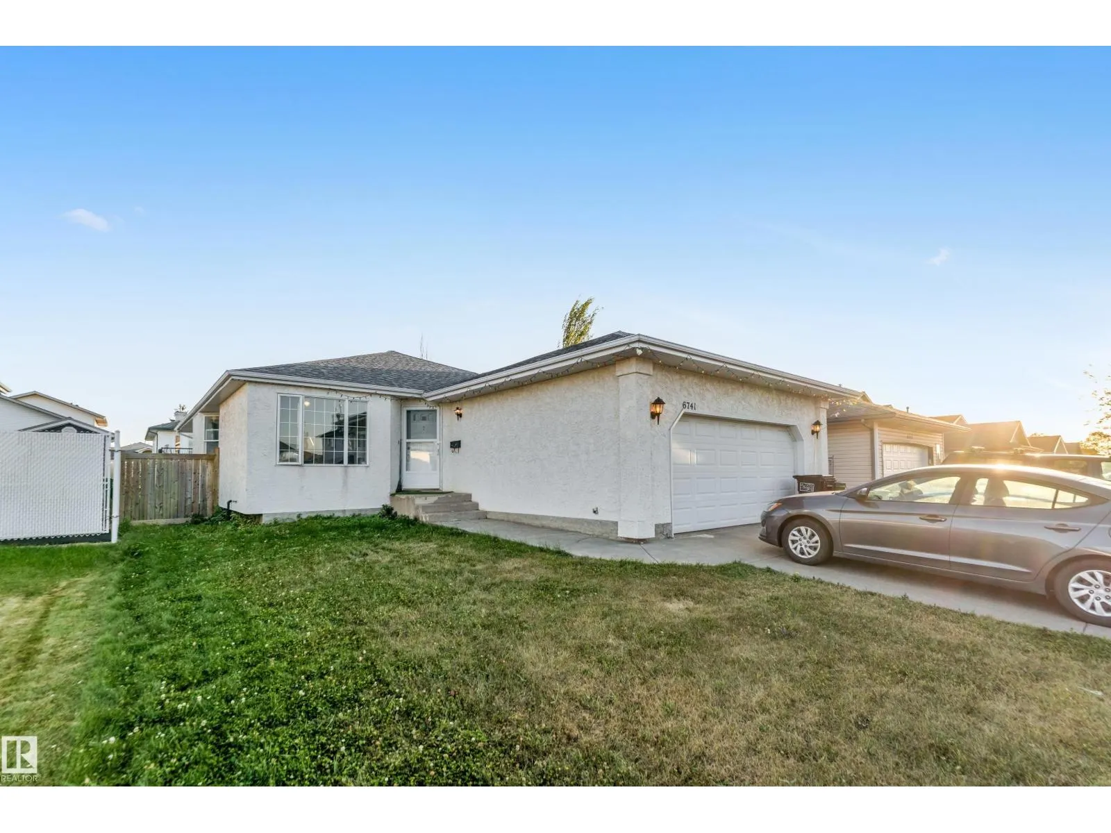 6741 162A AV NW