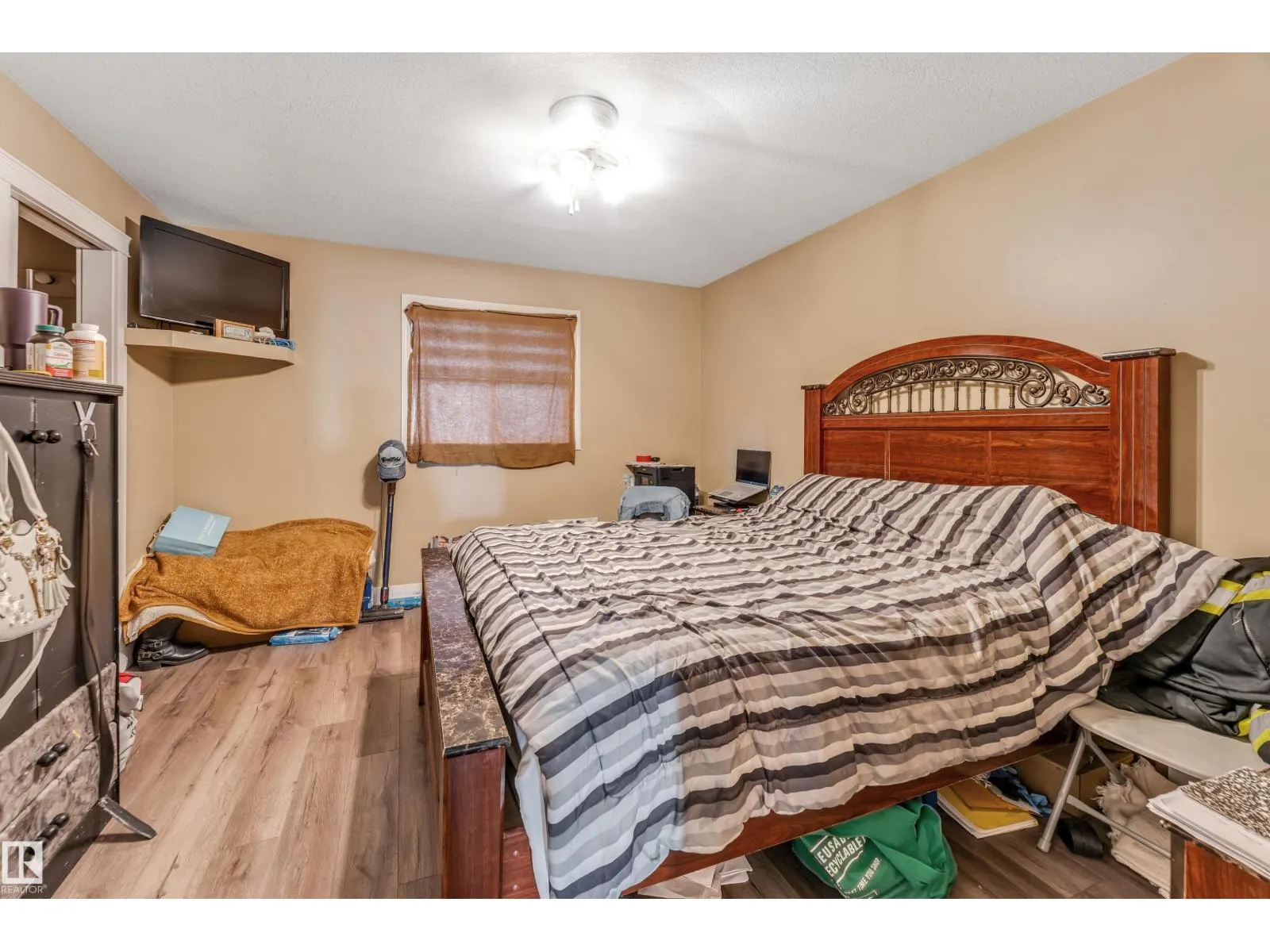 6741 162A AV NW