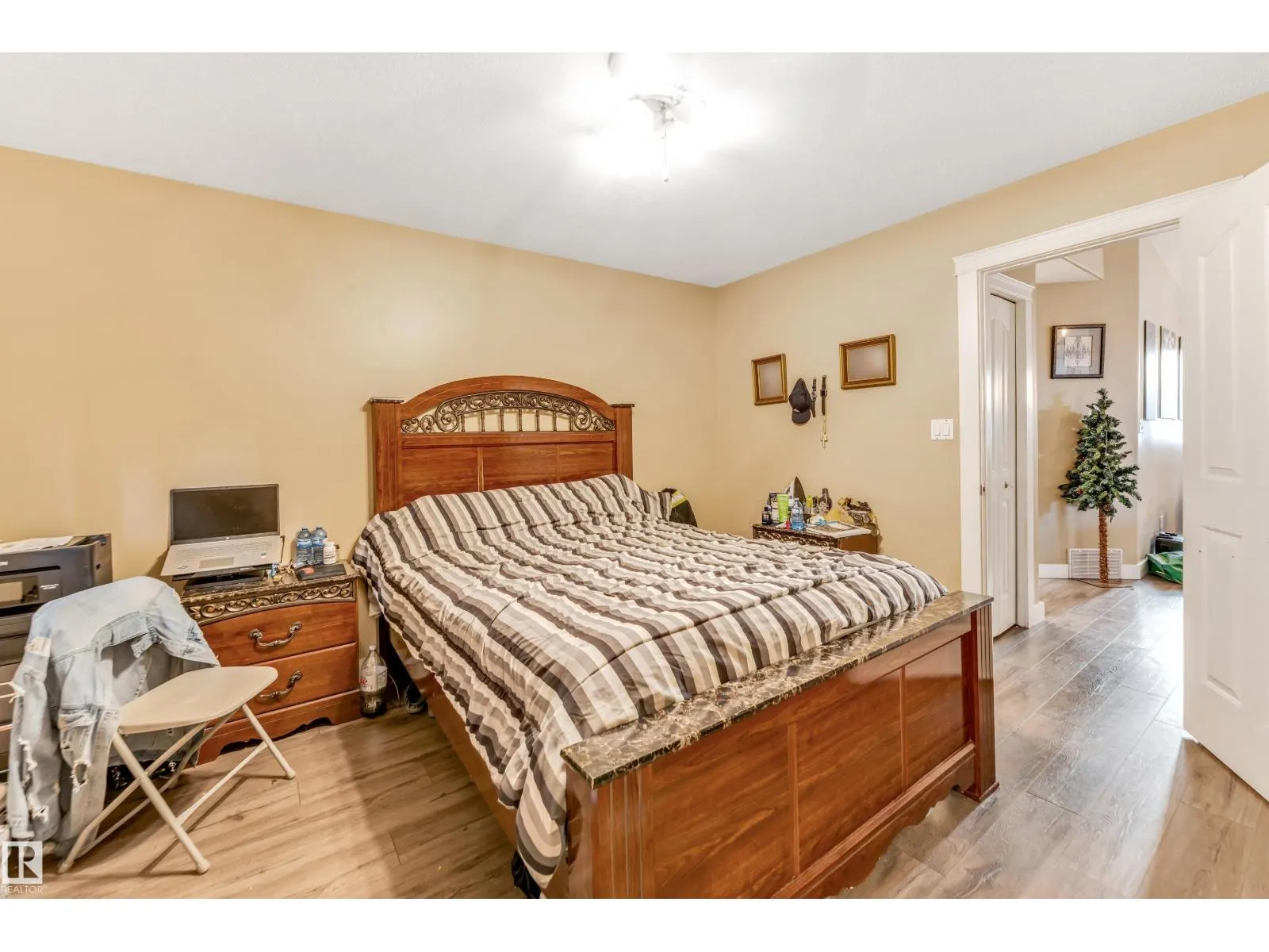 6741 162A AV NW