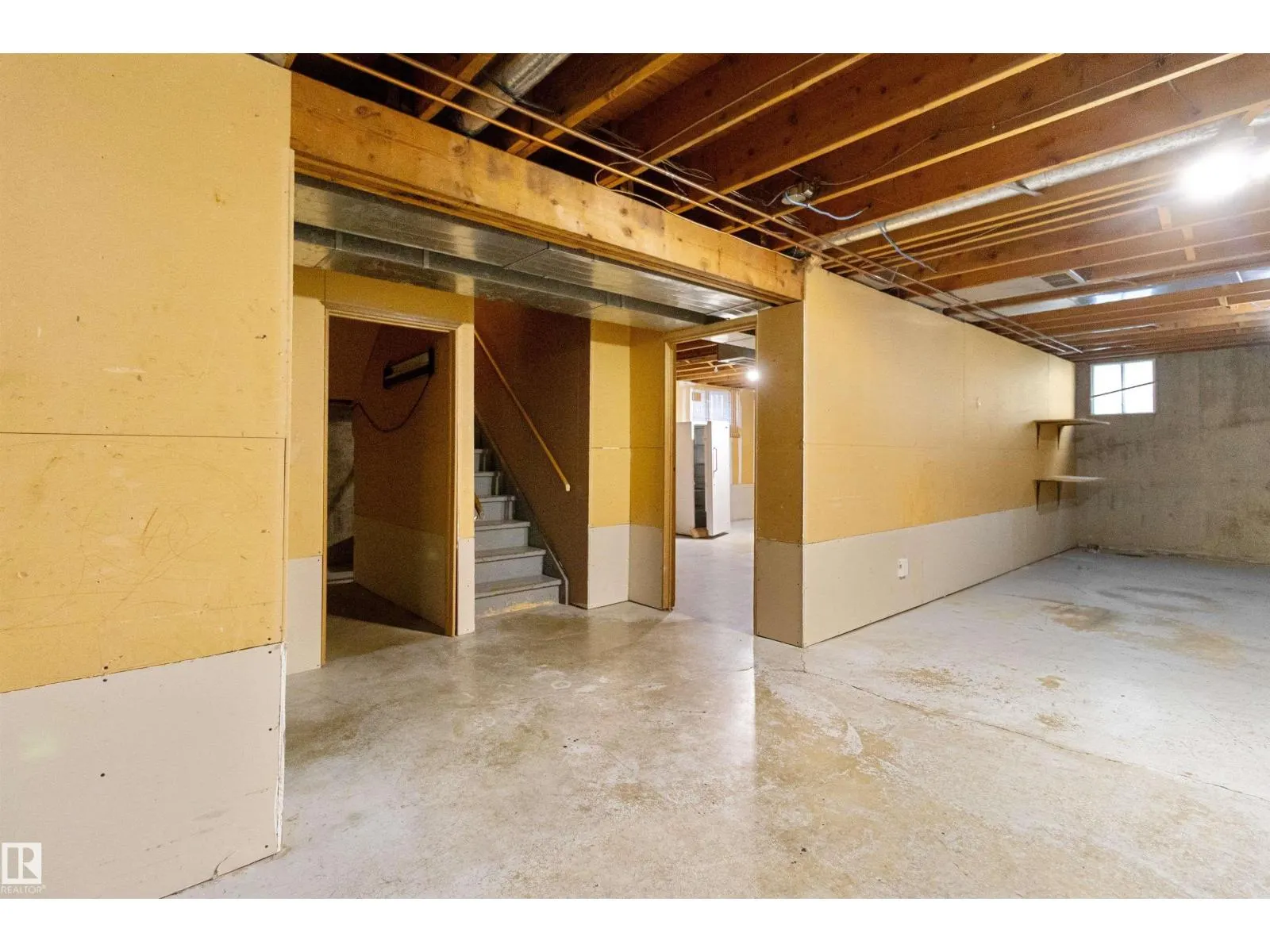 12820 67 ST NW