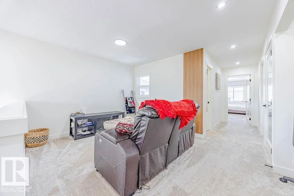 18 MEADOWLINK PT