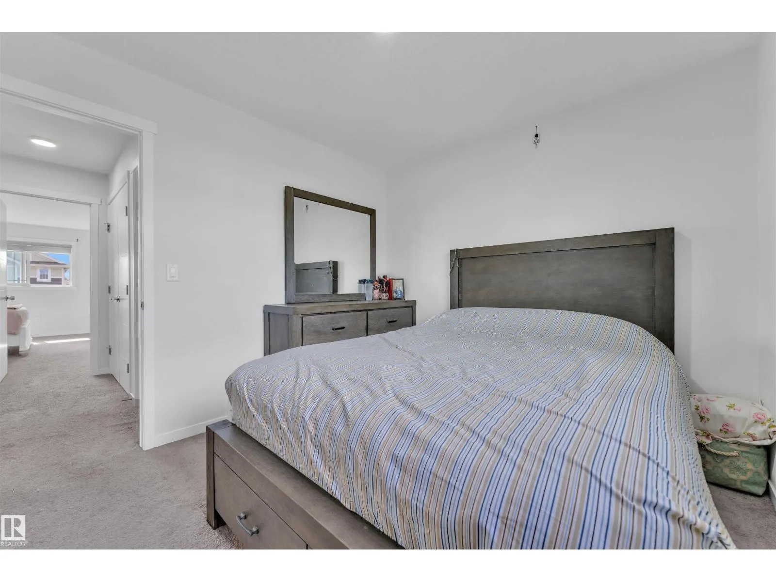 3746 WEIDLE CR SW