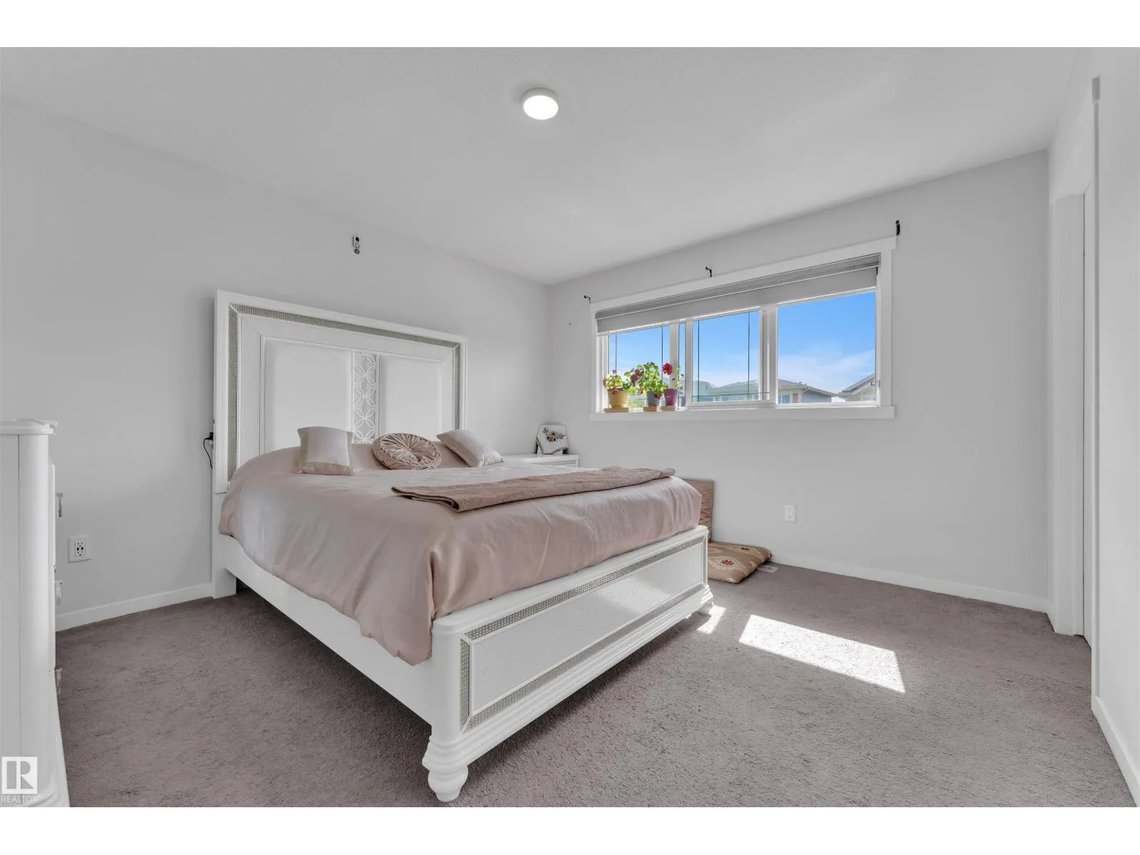 3746 WEIDLE CR SW