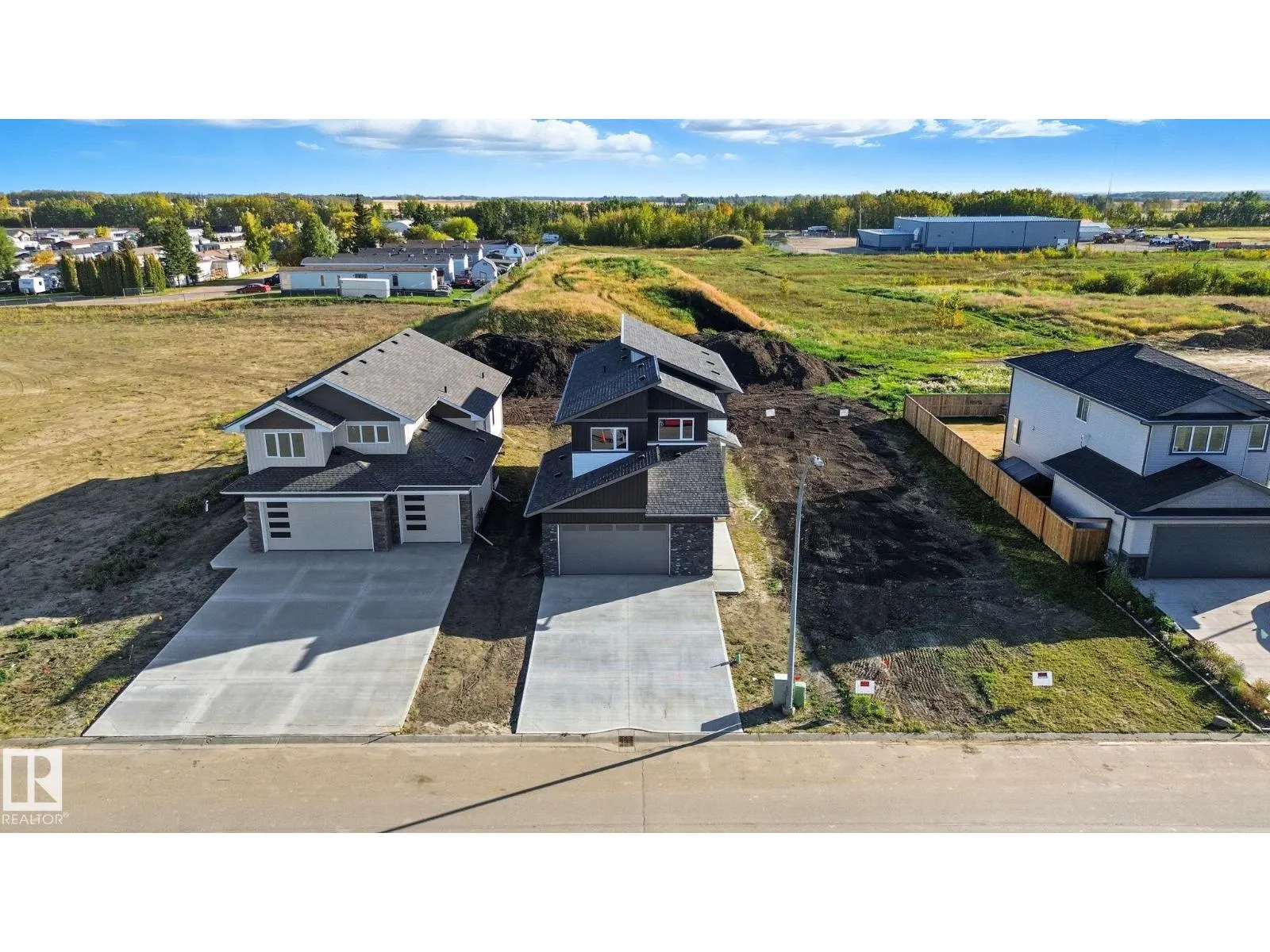 5241 47 AV