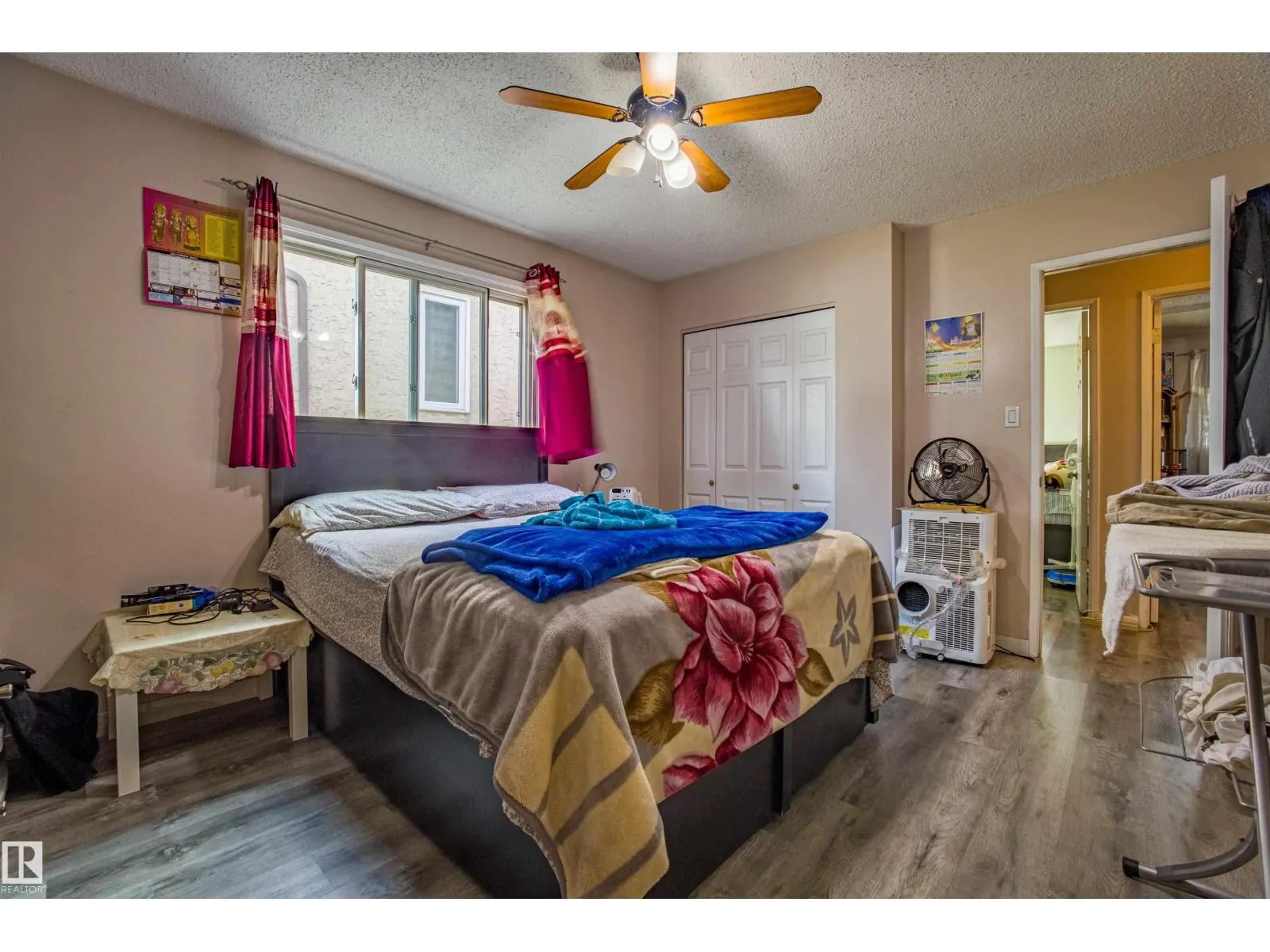 4533 29 AV NW NW