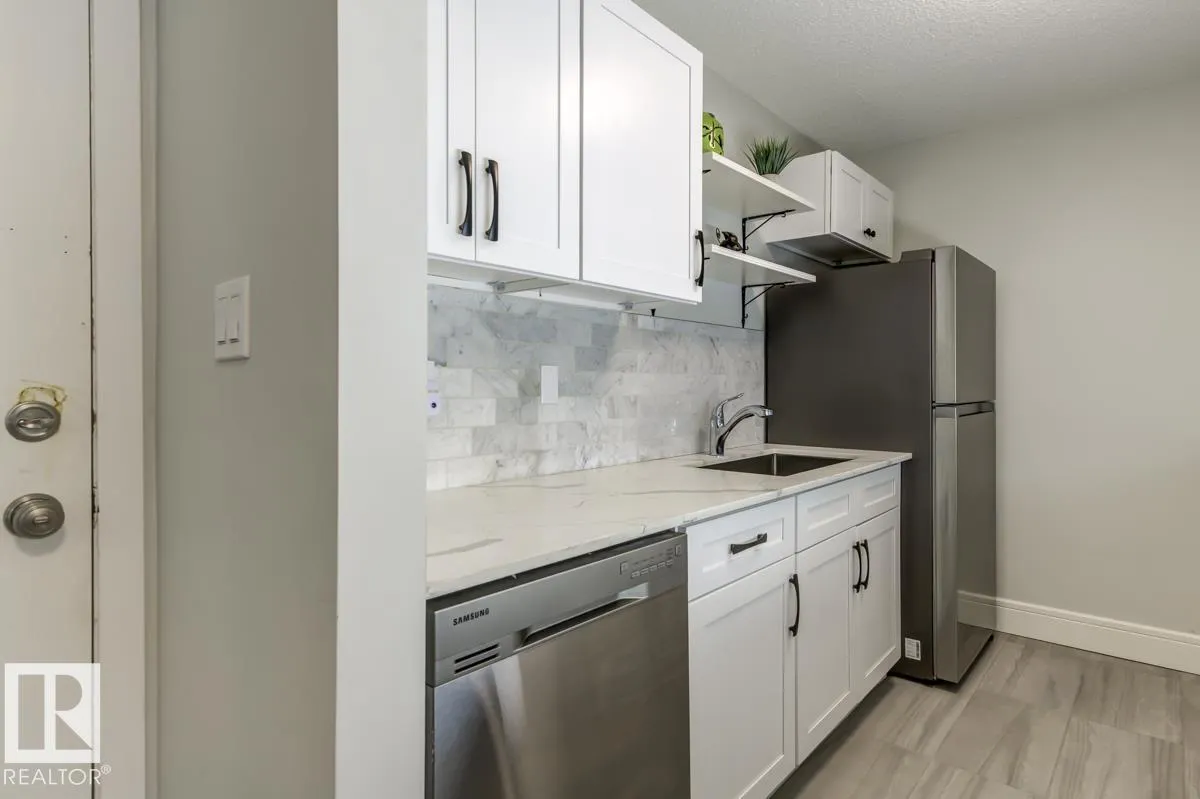 #105 10620 104 ST NW