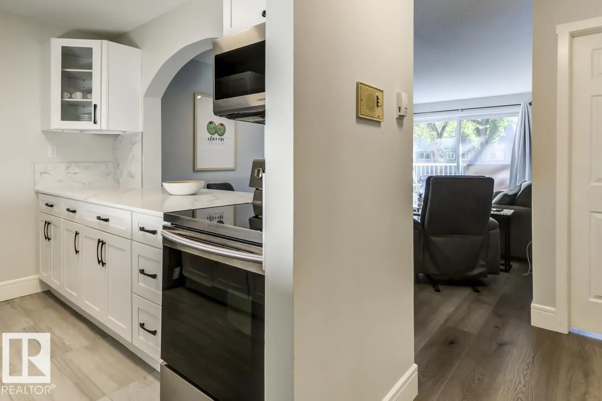 #105 10620 104 ST NW