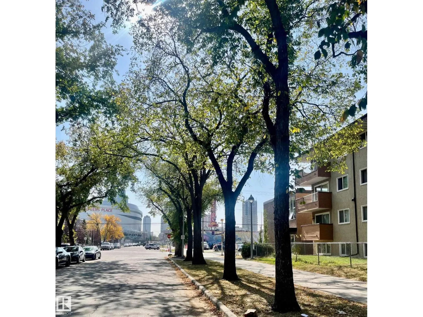 #105 10620 104 ST NW