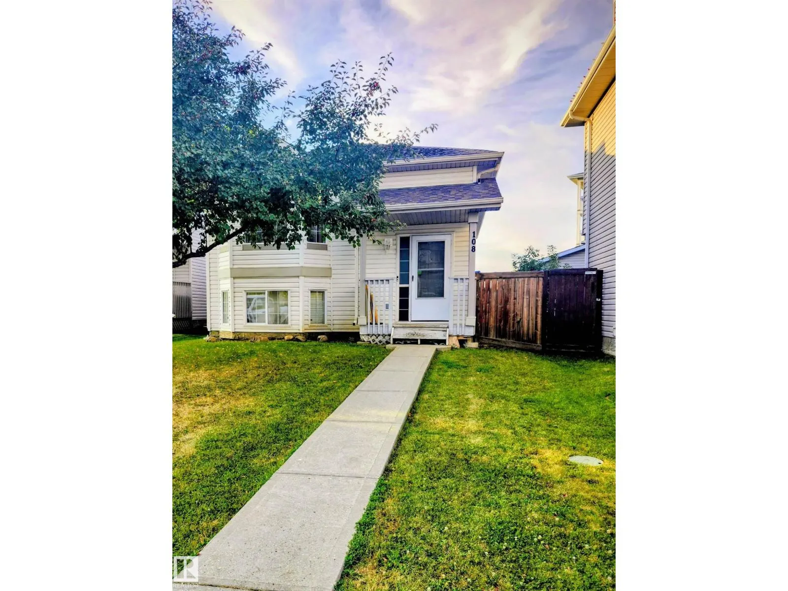 108 BROOKVIEW WY