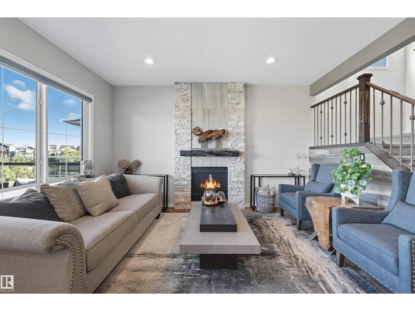 3414 PARKER LO SW