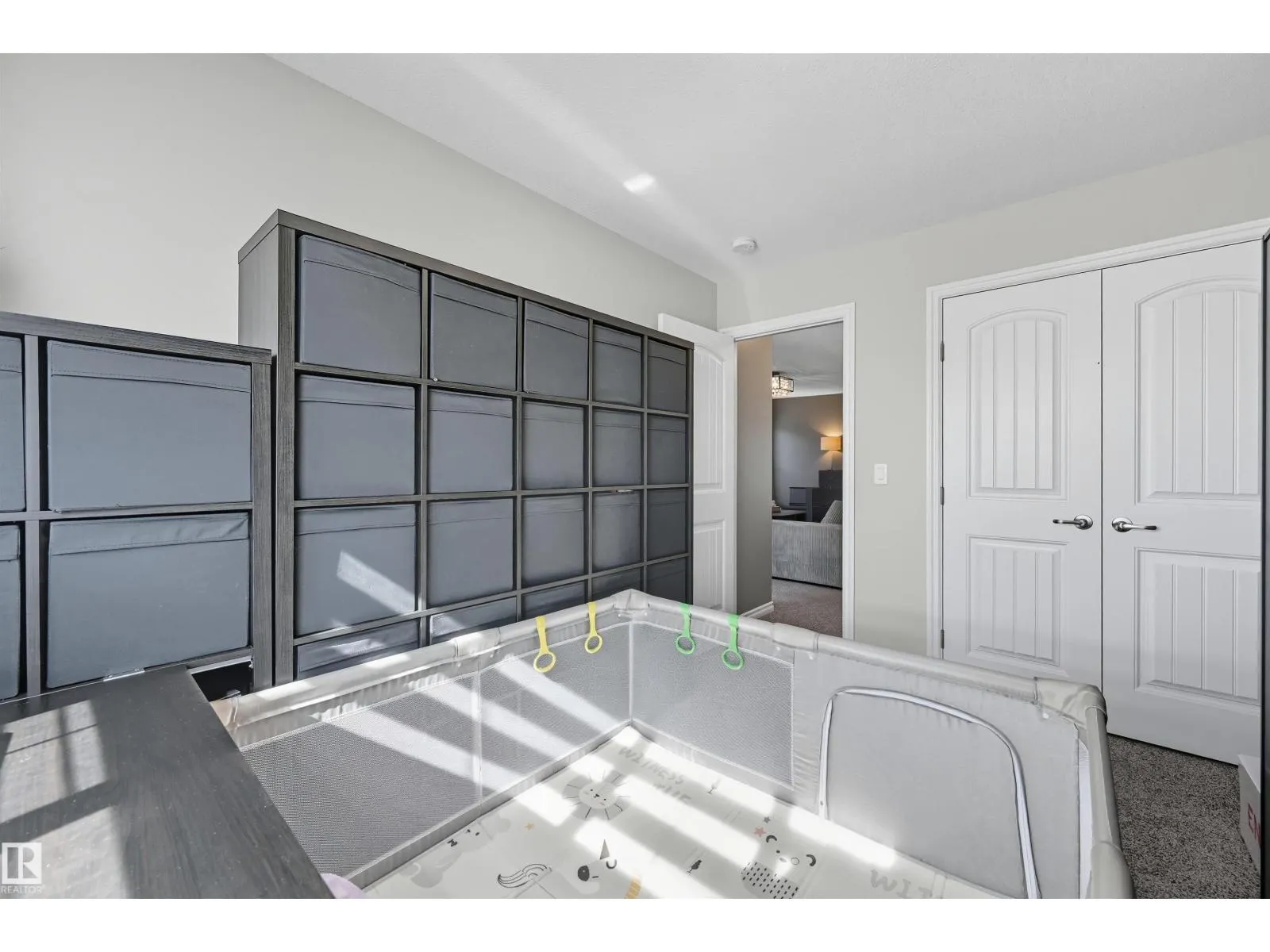 3414 PARKER LO SW