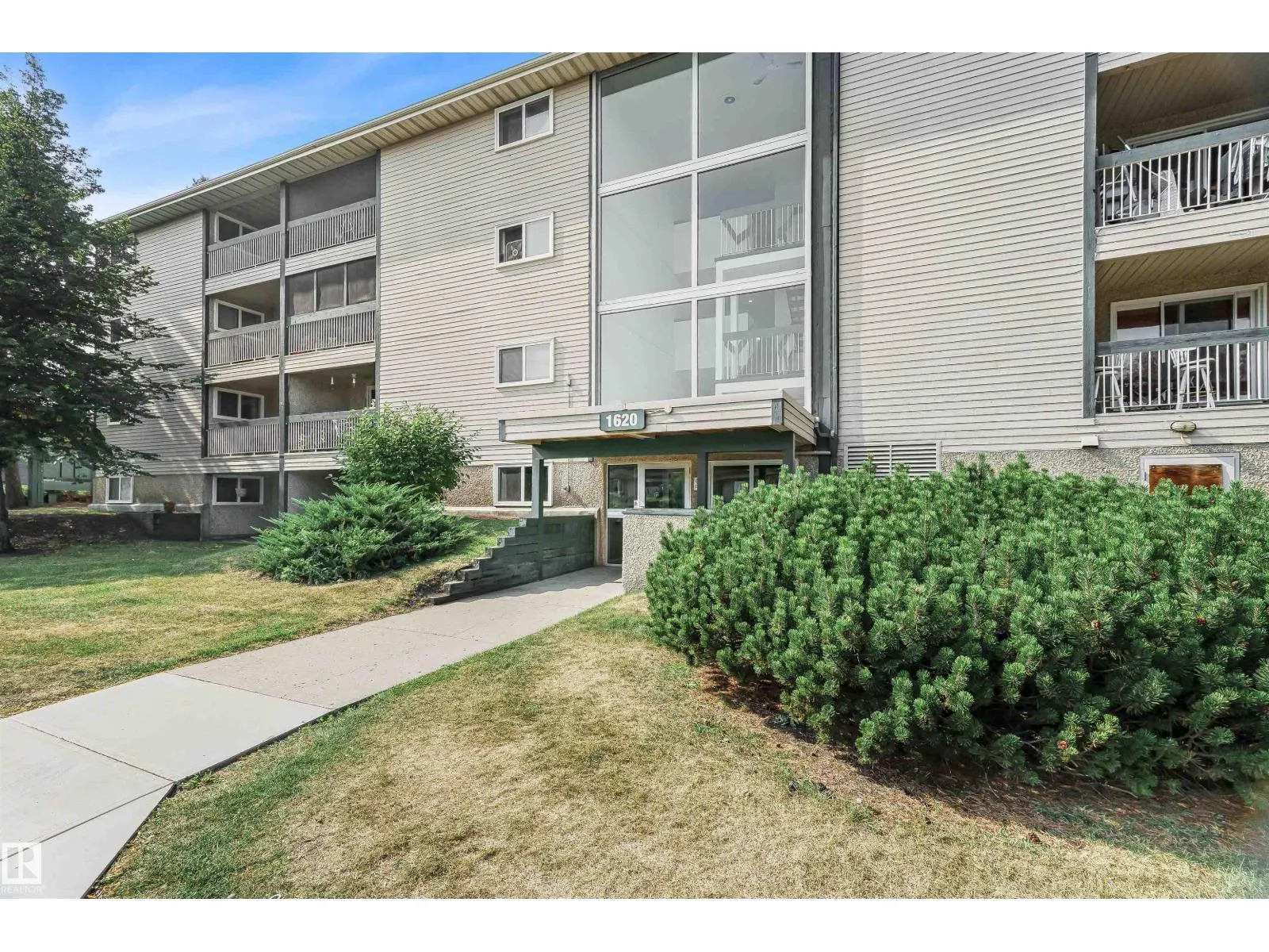 #308 1620 48 ST NW