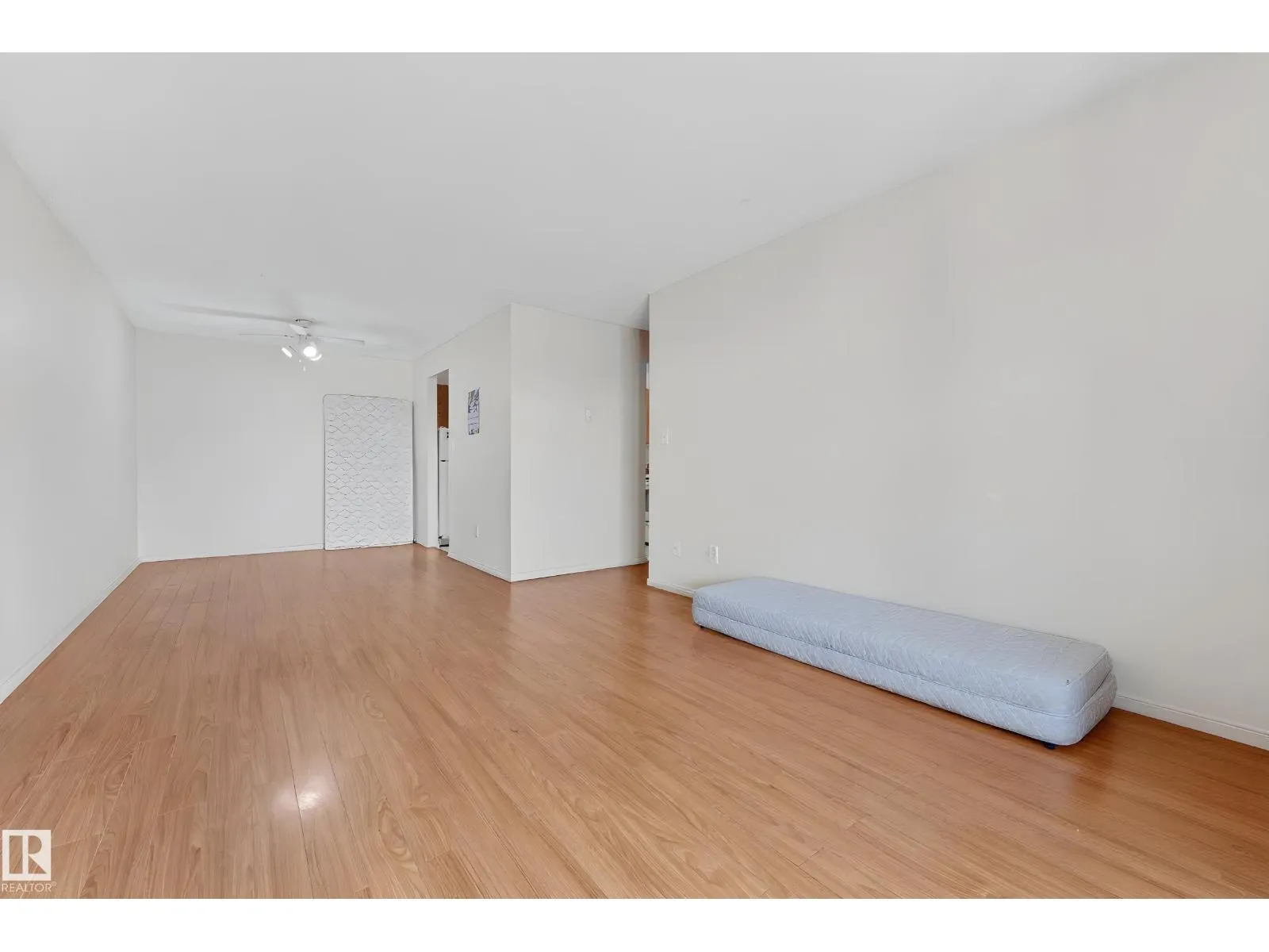 #308 1620 48 ST NW