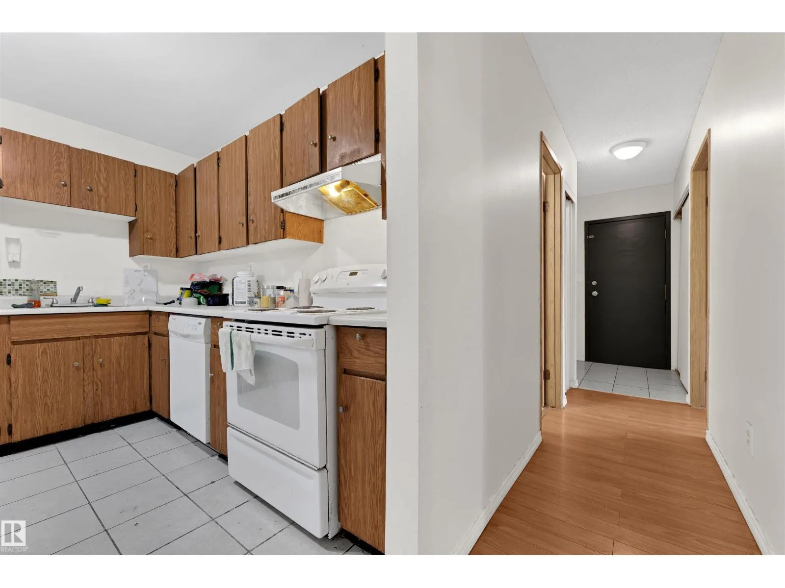#308 1620 48 ST NW