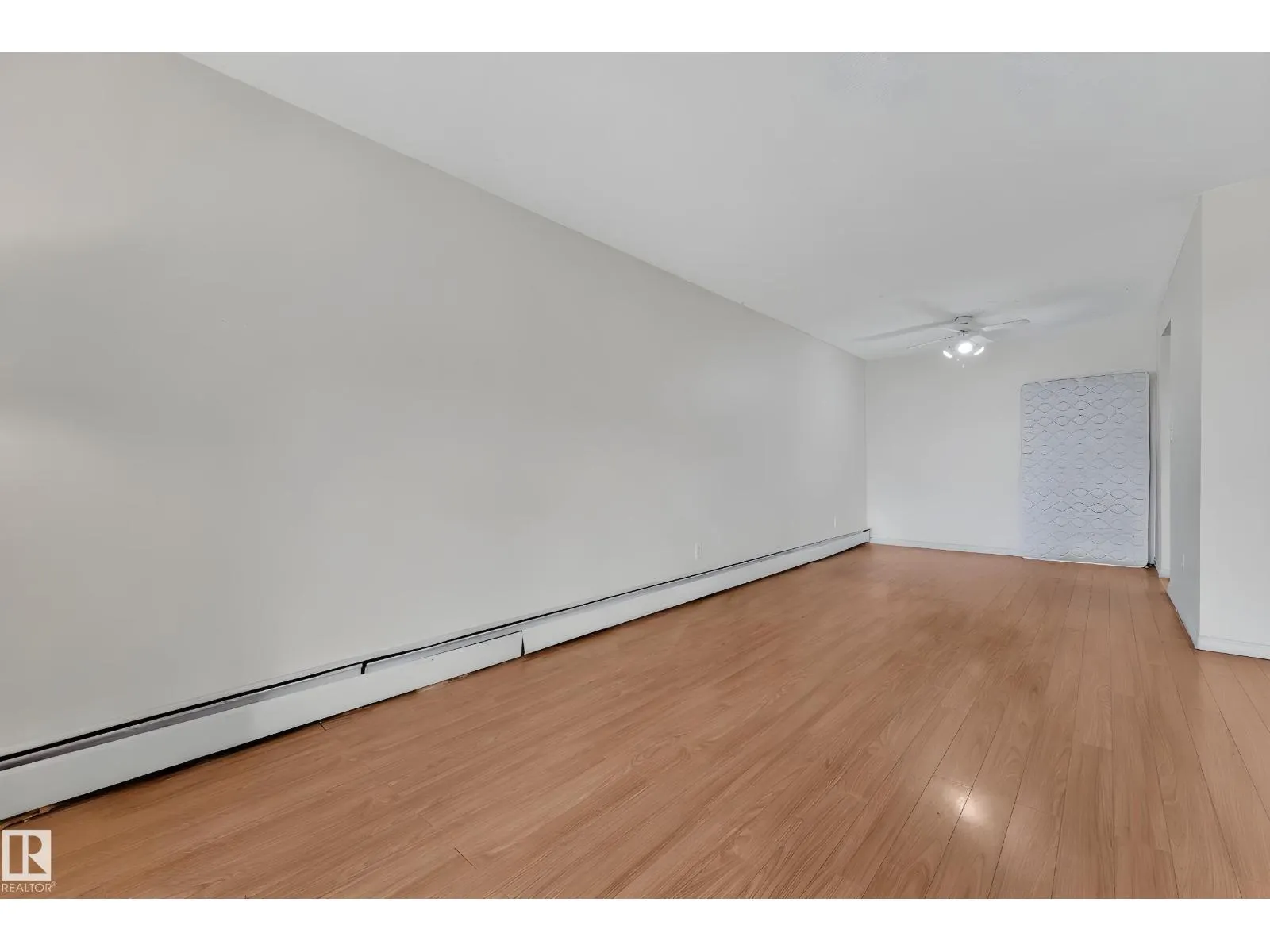 #308 1620 48 ST NW