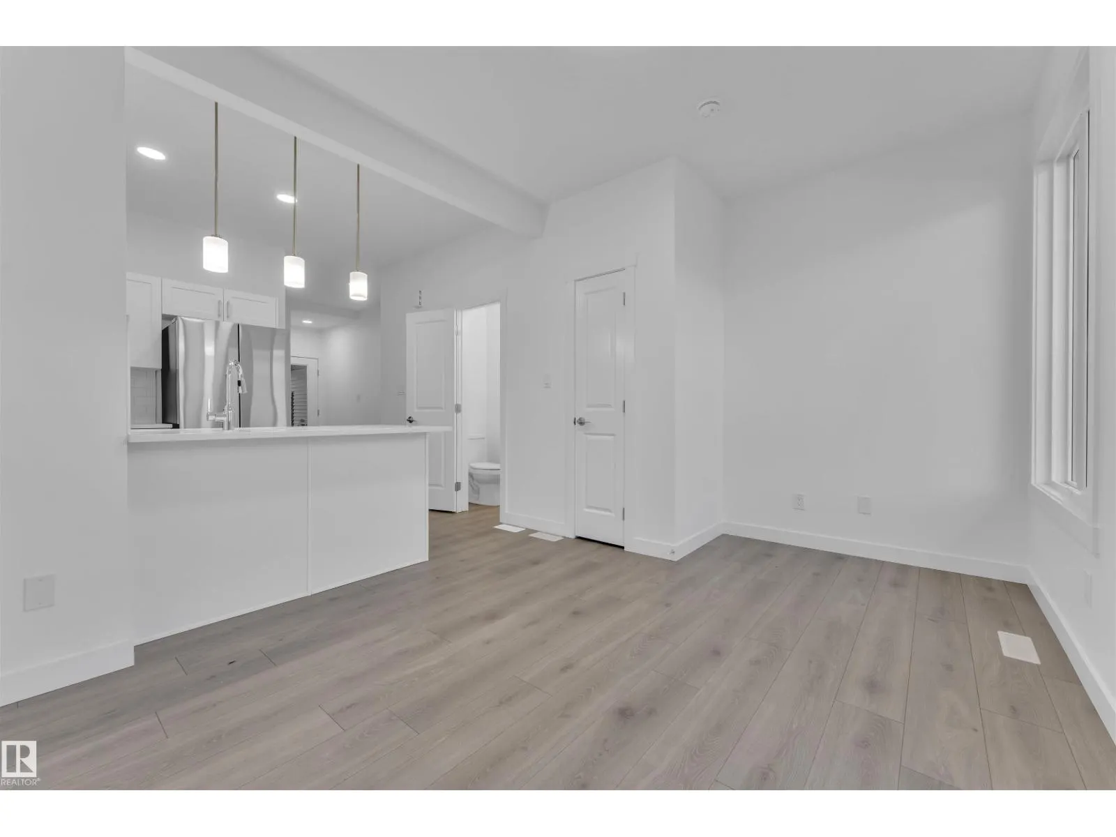 69 2710 66 STREET SW SW