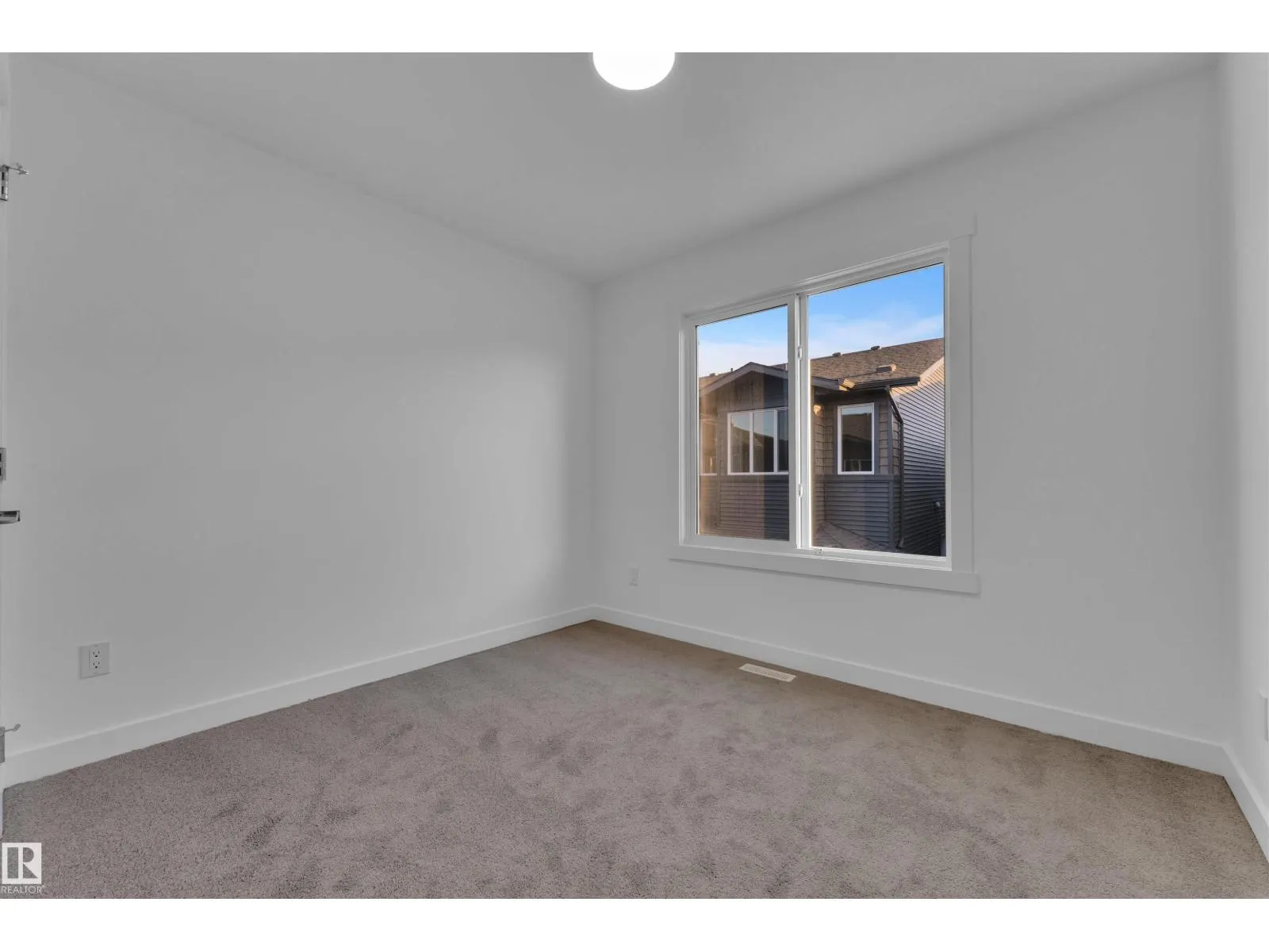 69 2710 66 STREET SW SW