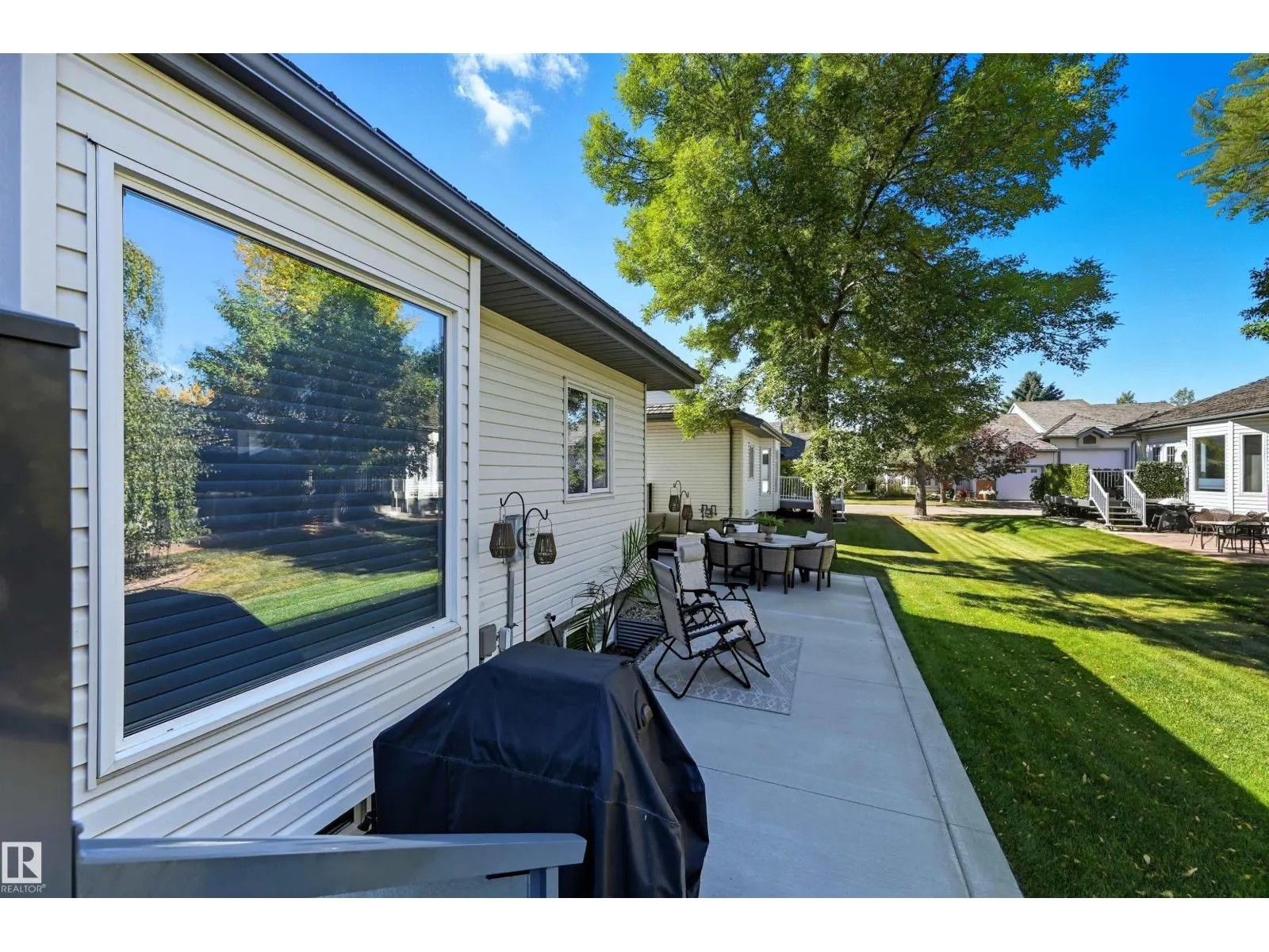 #21 10 BLACKBURN DR W SW