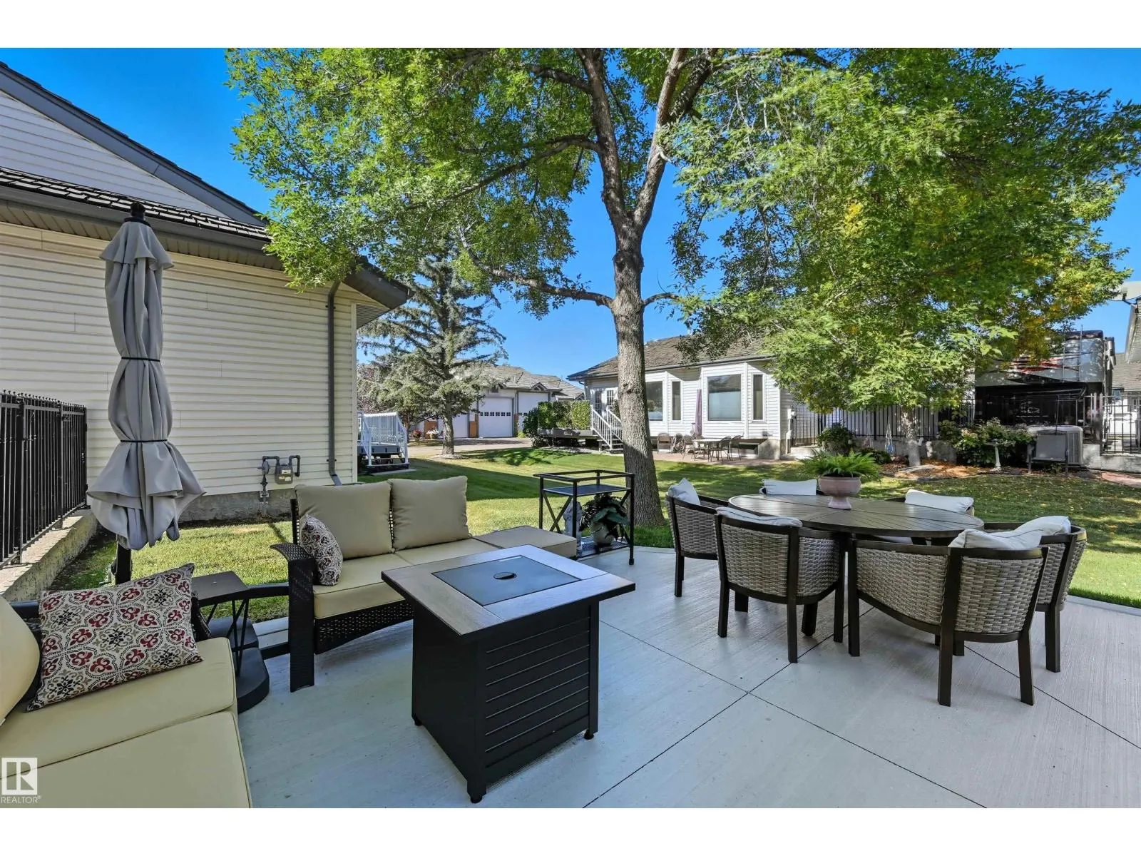 #21 10 BLACKBURN DR W SW